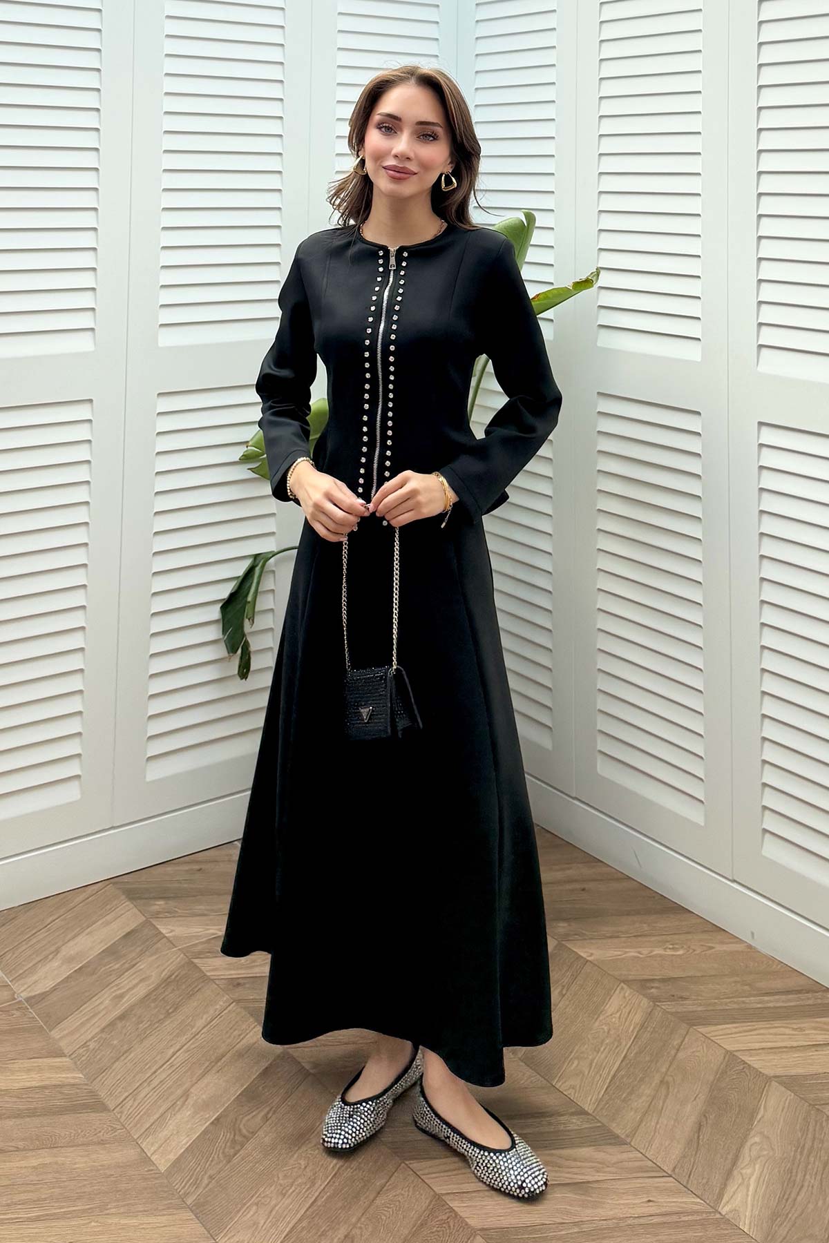 Scuba Taşlı Etekli Takım 32-3730