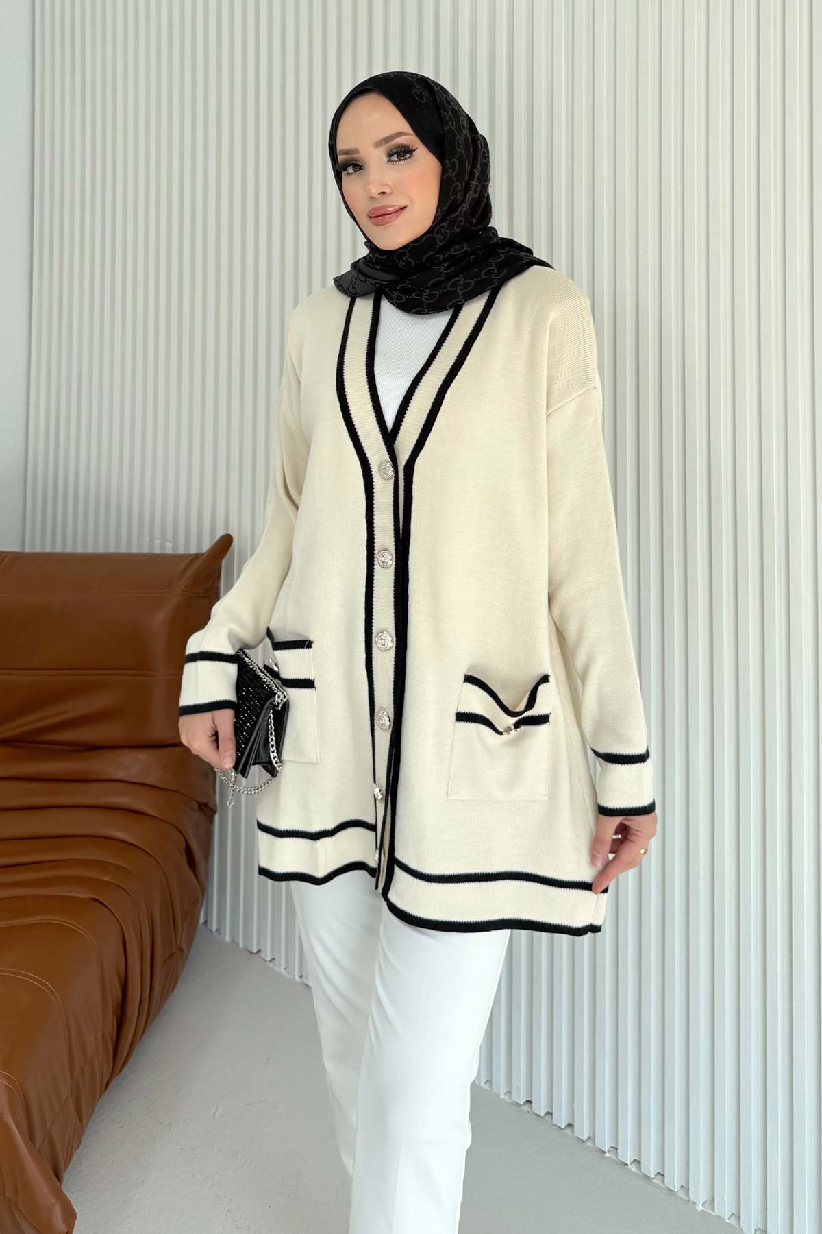 Düğmeli Triko Hırka 70-1703