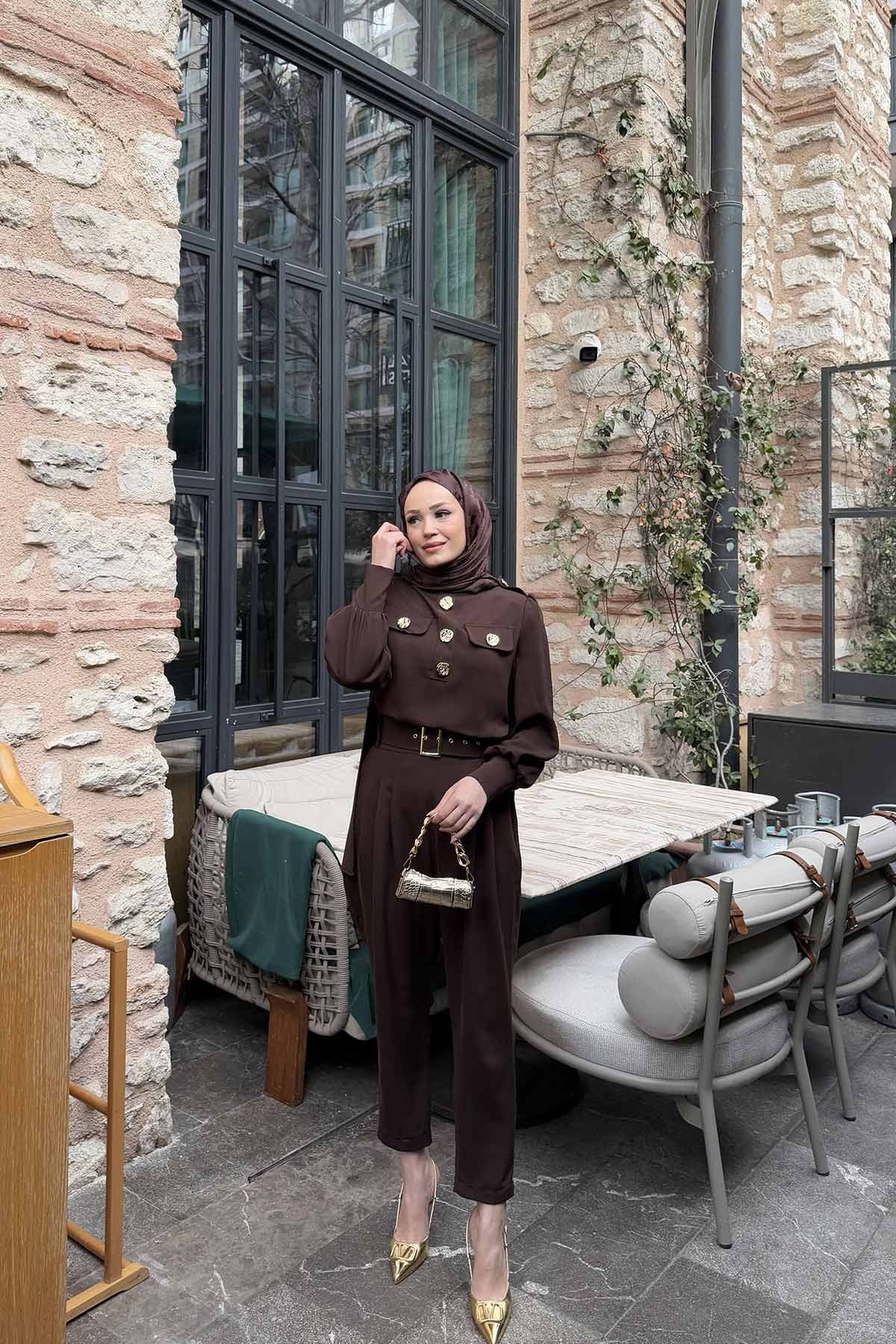 Düğme Detaylı Takım 32-2310