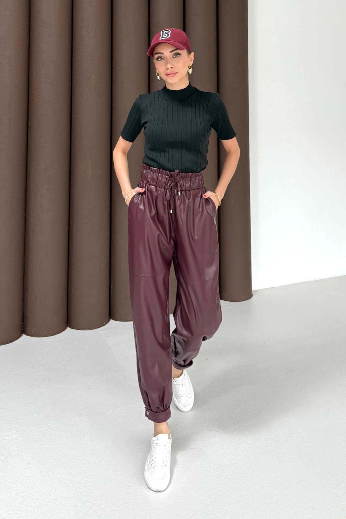 Çıtçıtlı Suni Deri Pantolon 32-9502-1