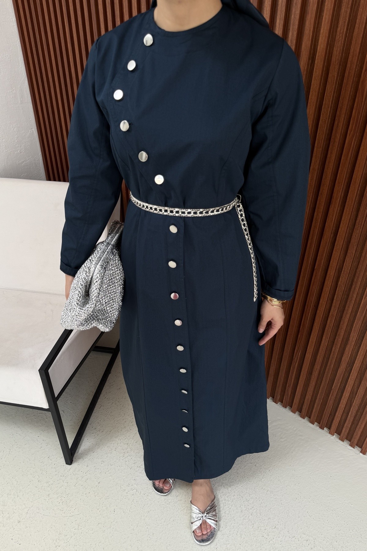 Çıtçıtlı İnce Gabardin Elbise 75-1187