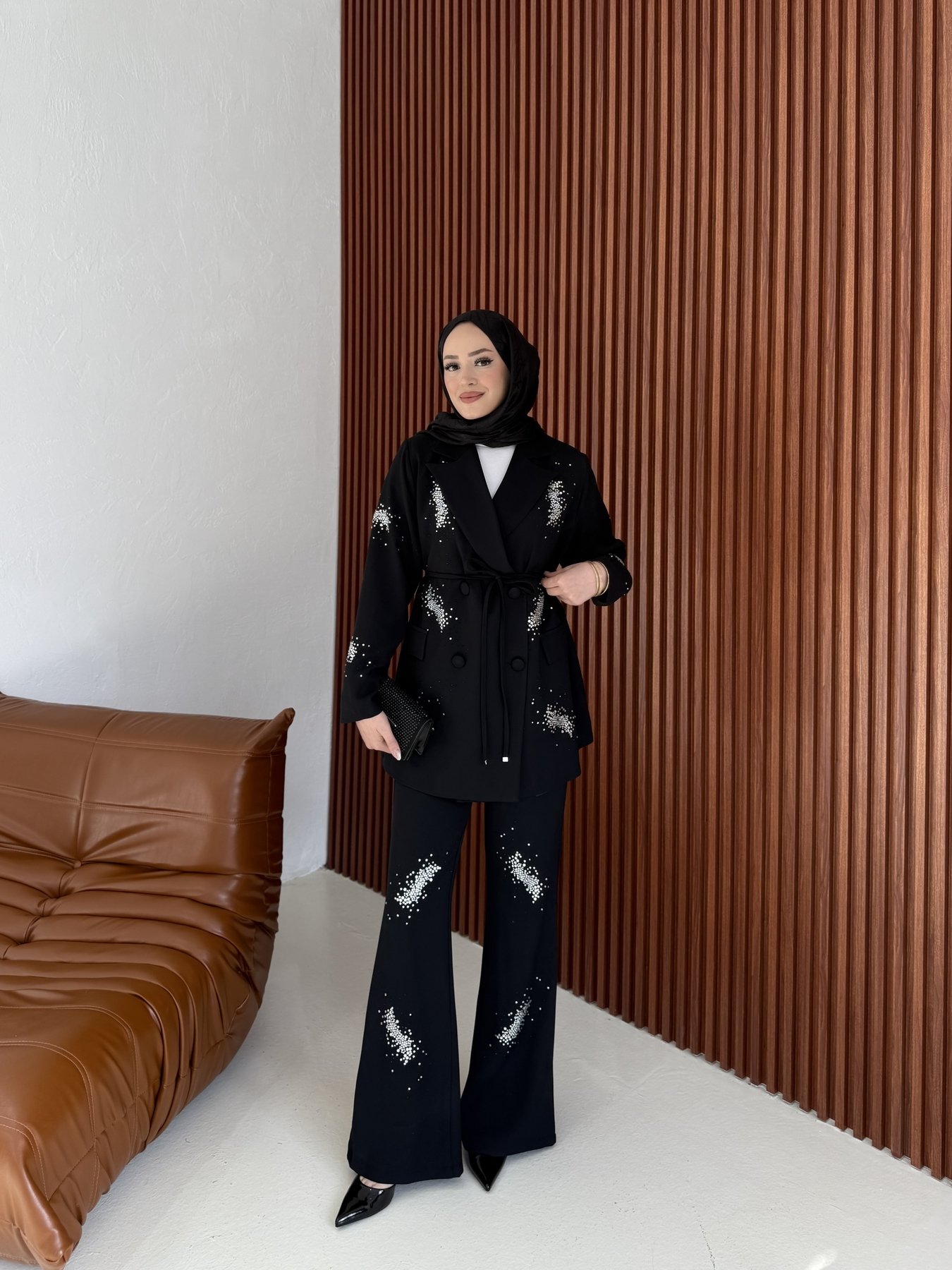 Taşlı Krep Ceketli Takım 32-4006
