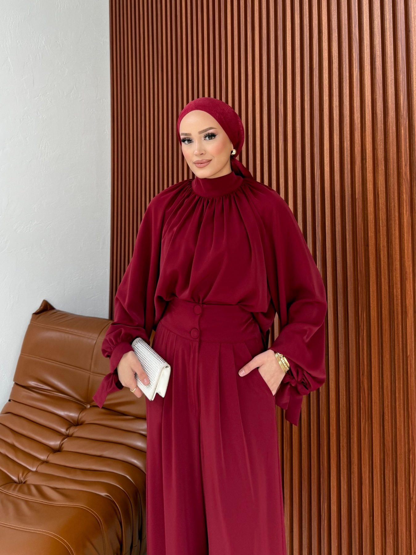 Kolu Bağlamalı Dubai Takım 71-7000