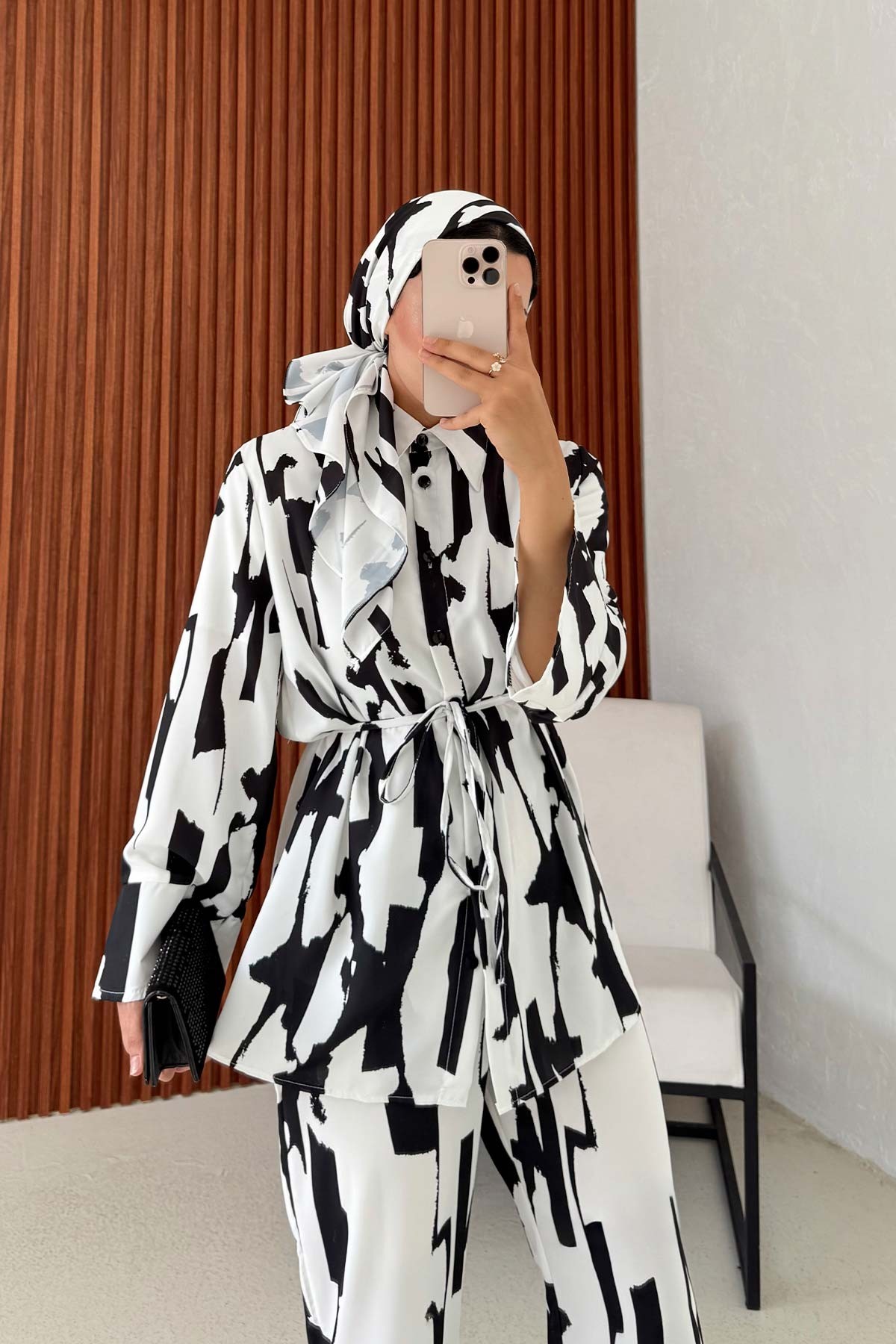 Eşarplı Desenli Takım 32-3597