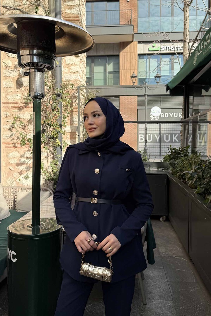 Ceketli Kemer Detaylı Takım 32-2300