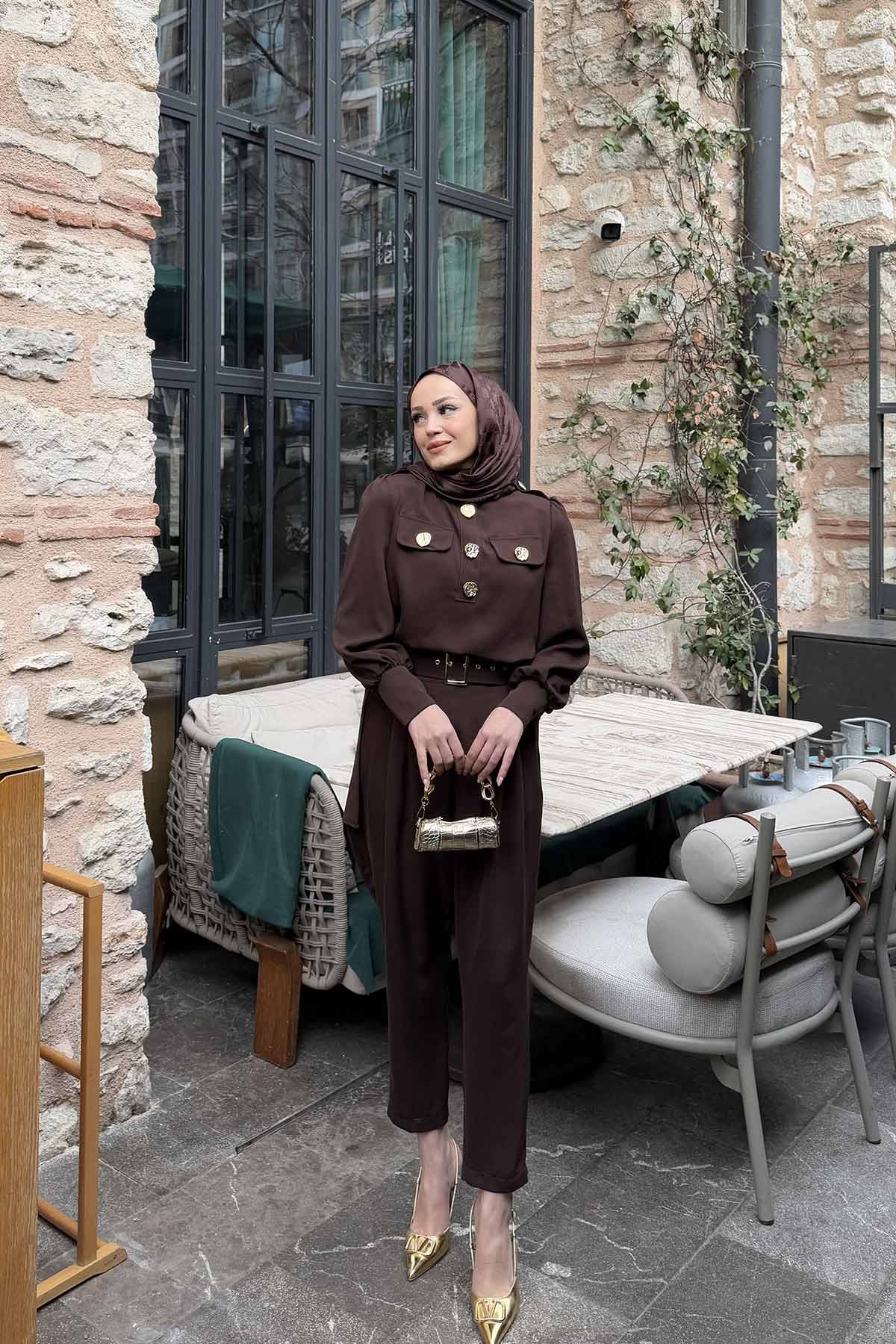 Düğme Detaylı Takım 32-2310