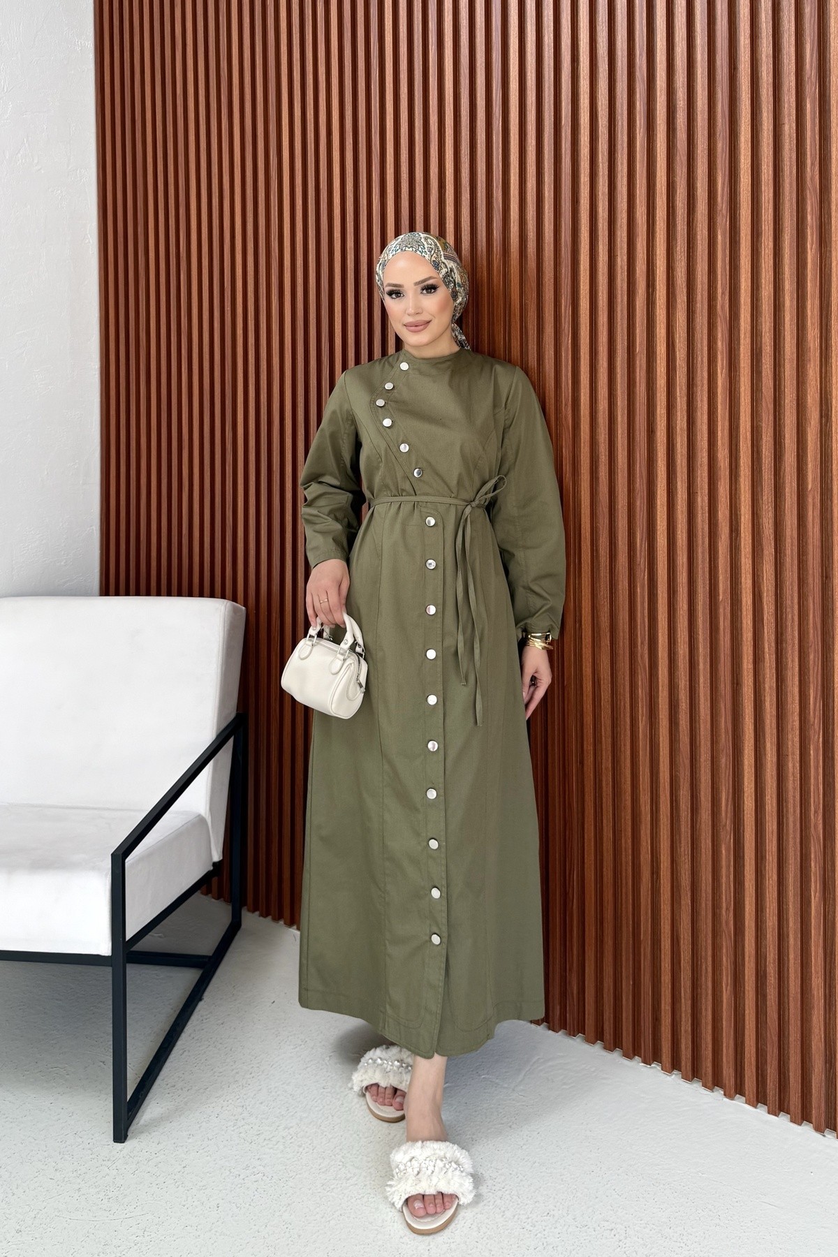 Çıtçıtlı İnce Gabardin Elbise 75-1187