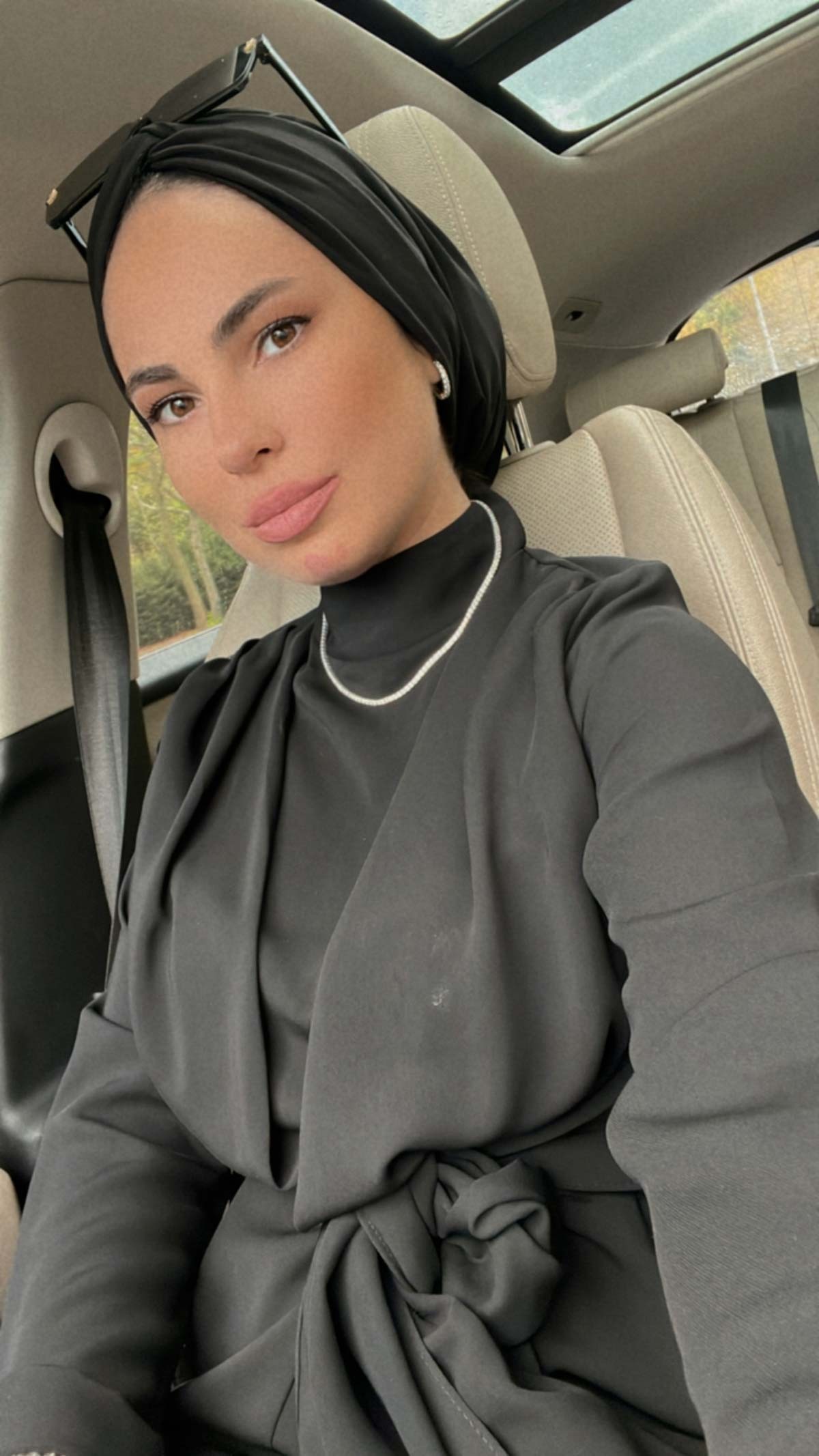 Siyah