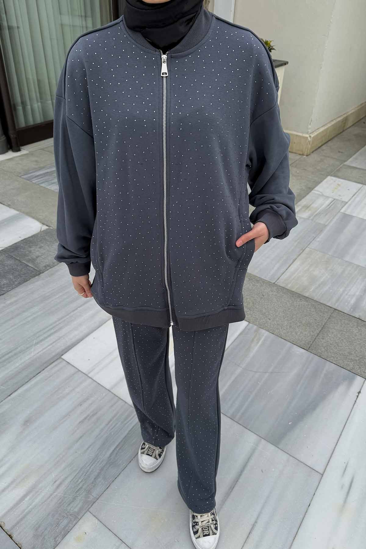 Taşlı Üç İplik Takım 32-3405