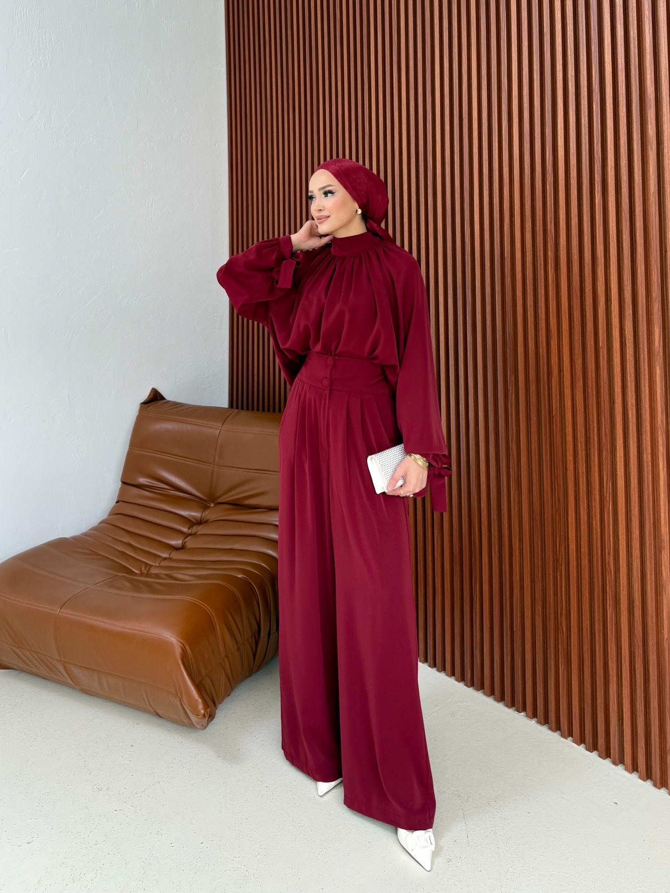 Kolu Bağlamalı Dubai Takım 71-7000