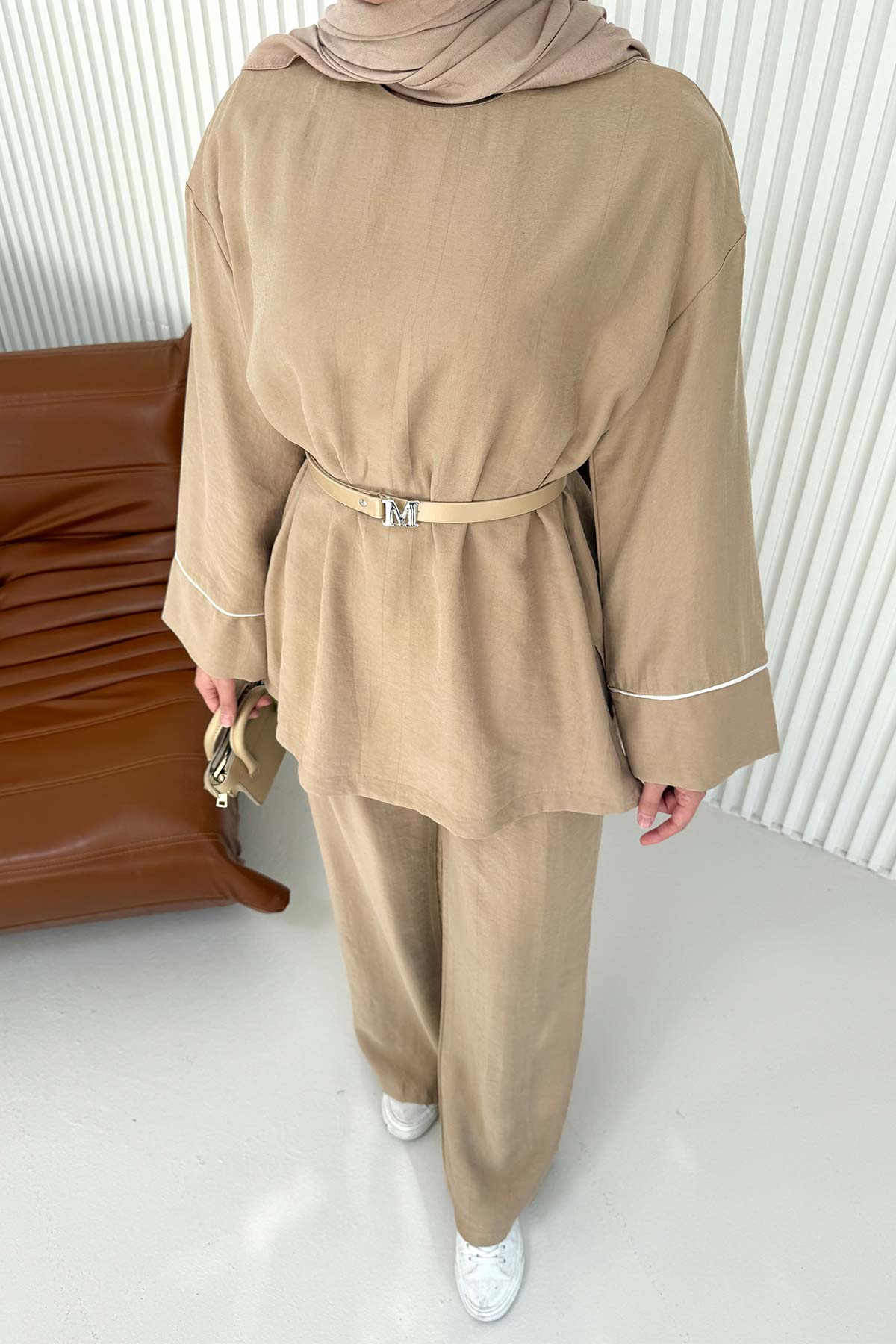 Modal Biyeli Kemerli Takım 32-3718