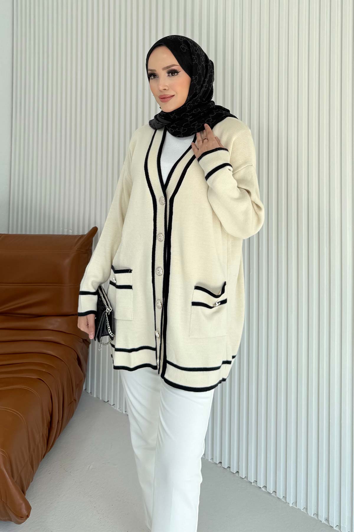 Düğmeli Triko Hırka 70-1703