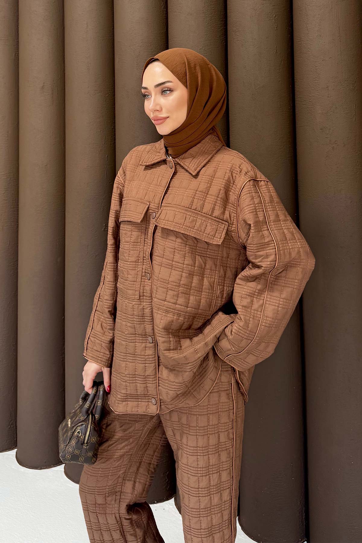 Kapitone Biyeli Takım 32-3714