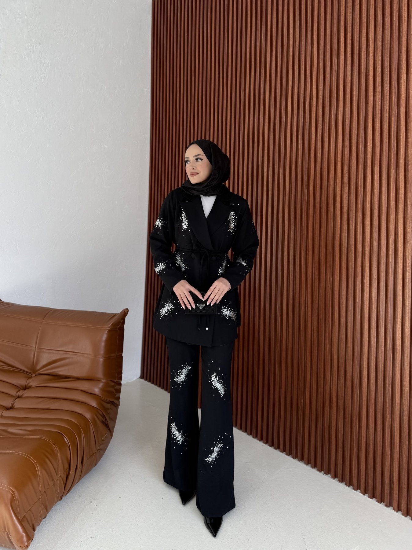 Taşlı Krep Ceketli Takım 32-4006