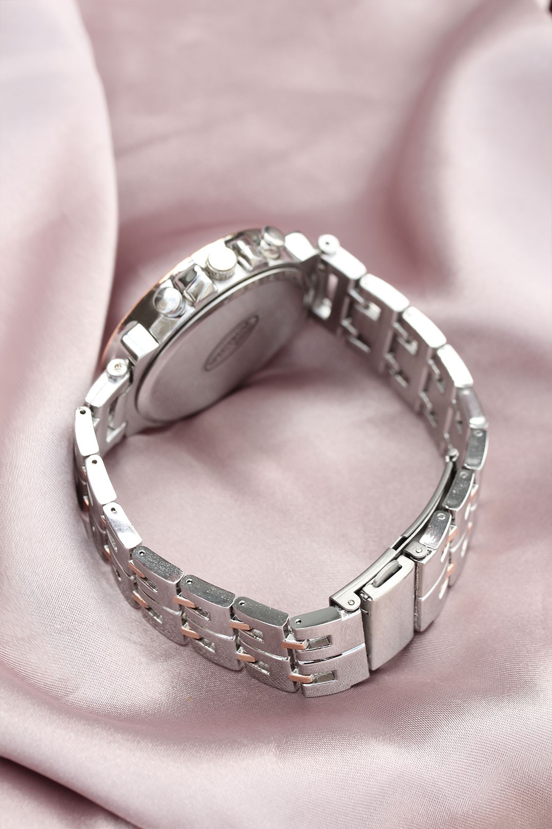 Gümüş Metal Kordonlu Rose Zirkon Taşlı Kasa Tasarımlı Kadın Saat