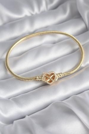 Gold Heart Klipsli Bileklik