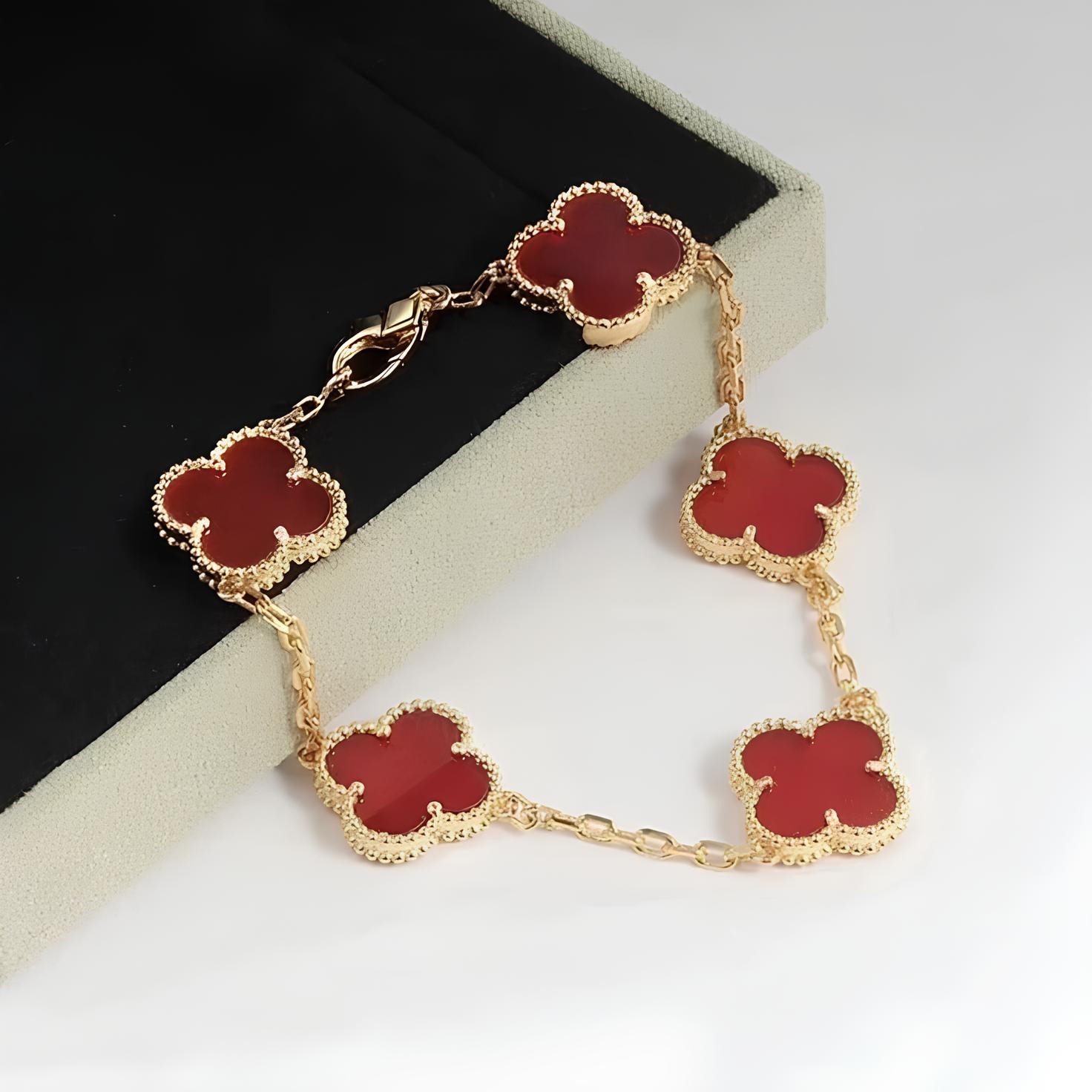 925 | Altın Red Yonca Bileklik