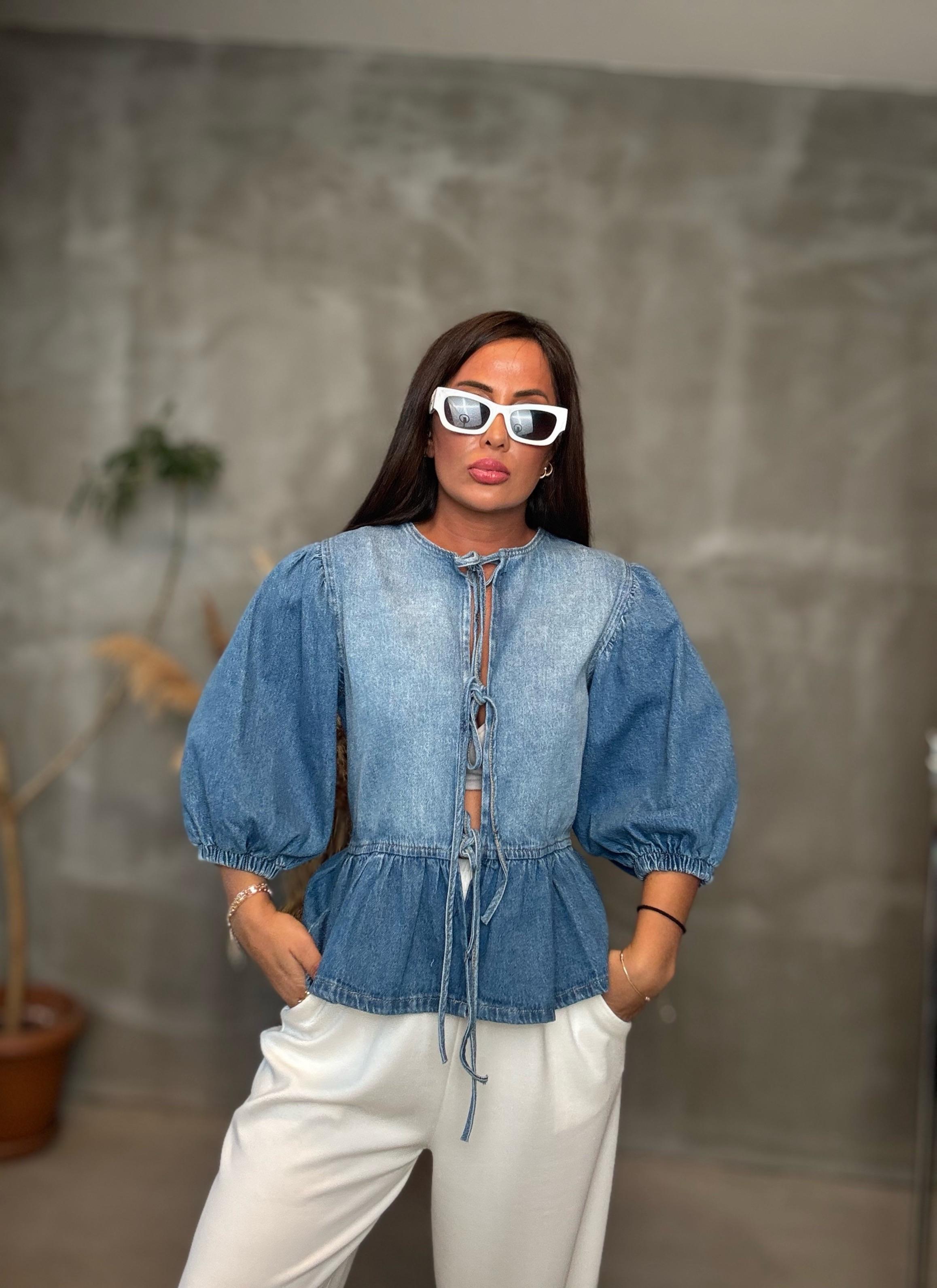 marka model bağlamalı denim ceket