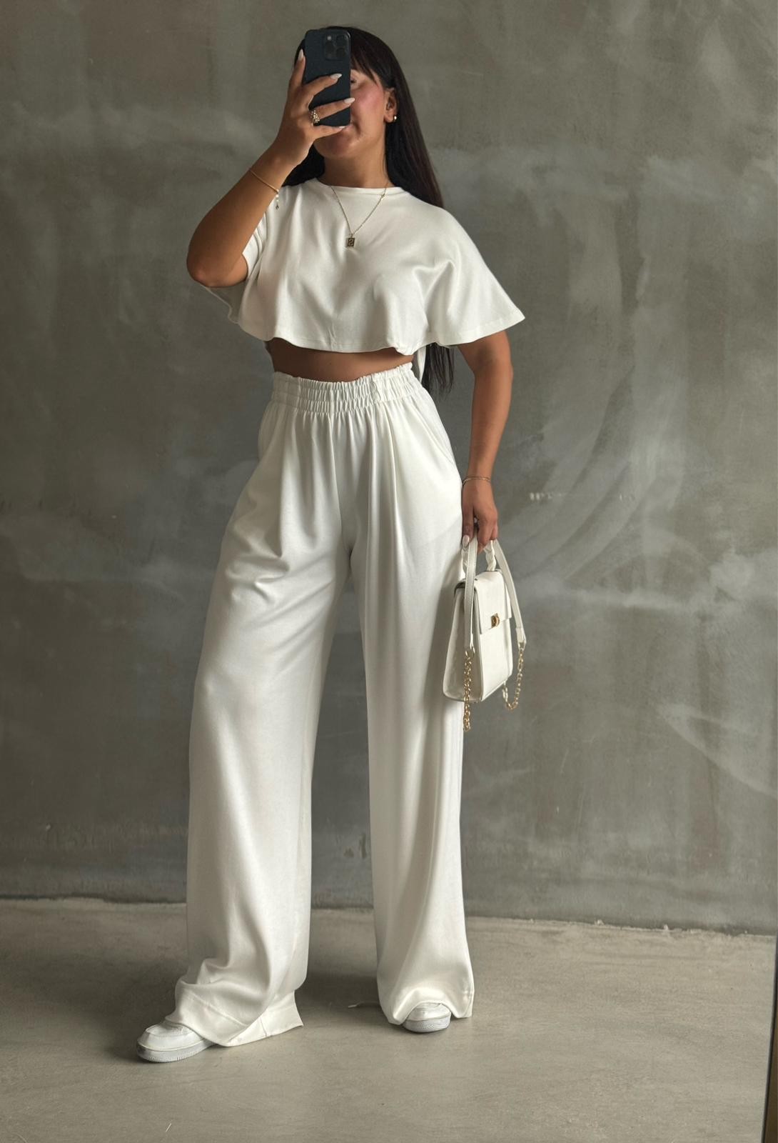  Oys Modal Kumaş Crop Üst & Bol Paça Pantolon Takım  - Kırık Beyaz
