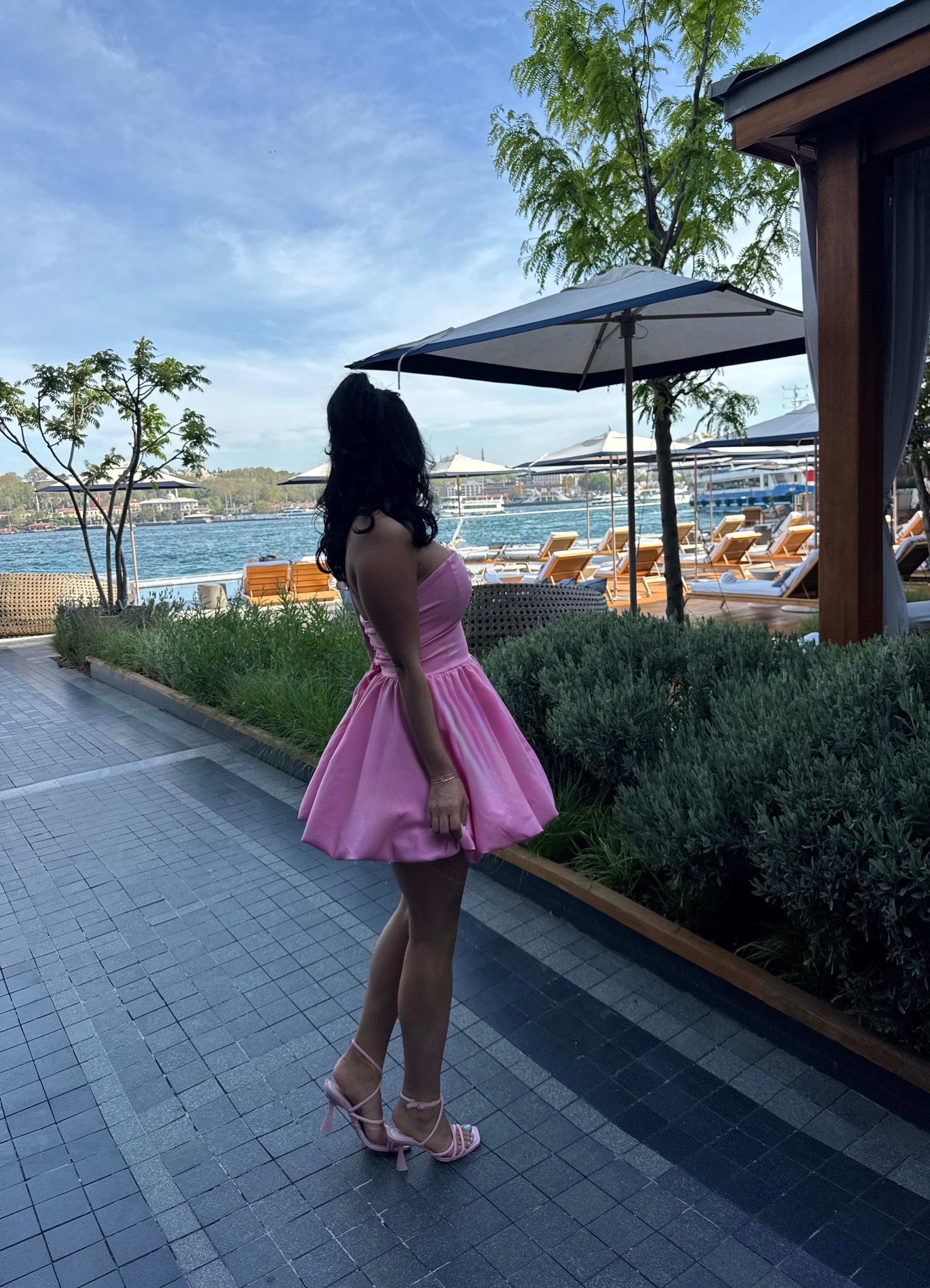 BARBİE BALON ELBISE
