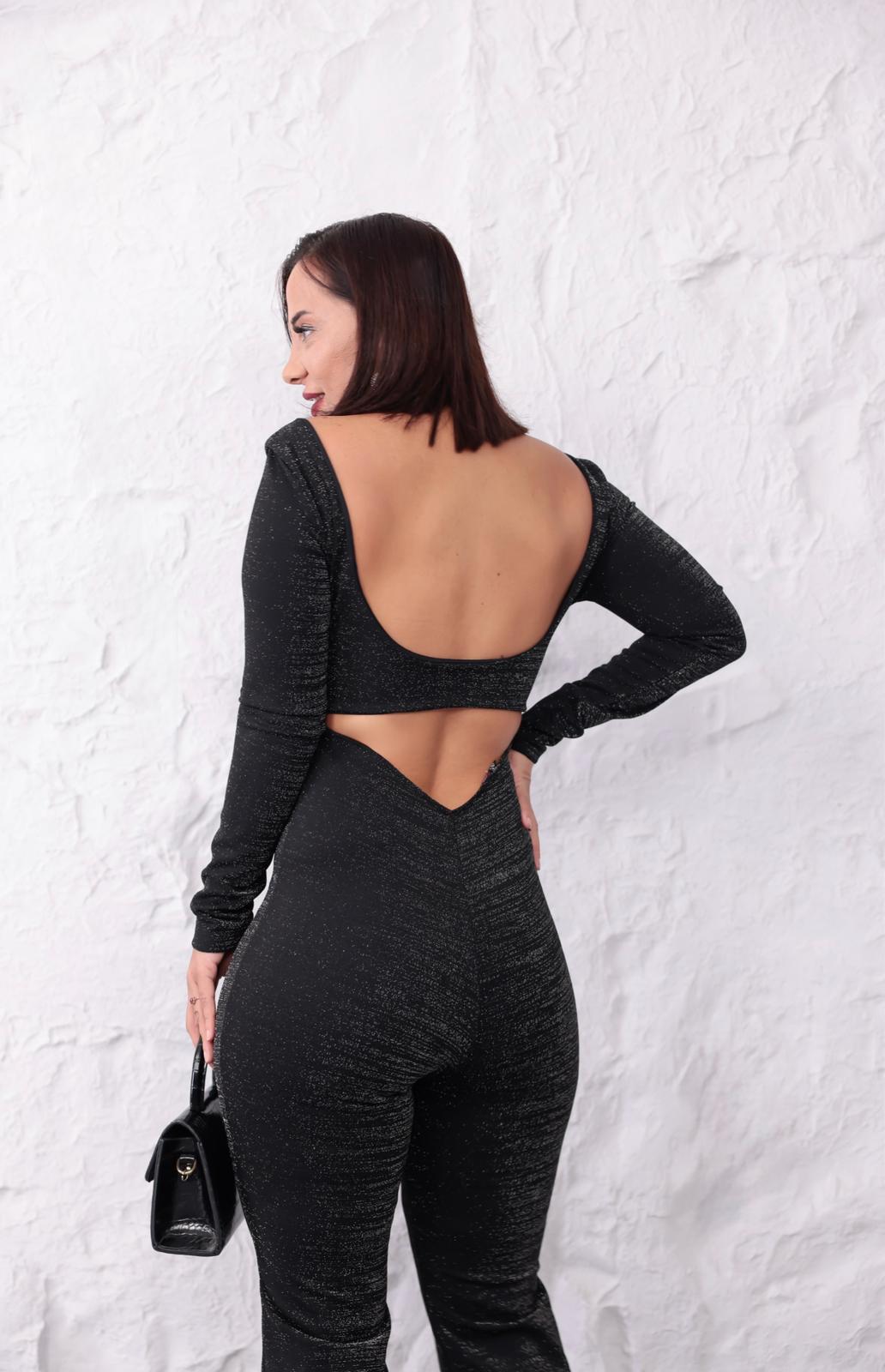 Simli Sırt Detaylı Tulum 