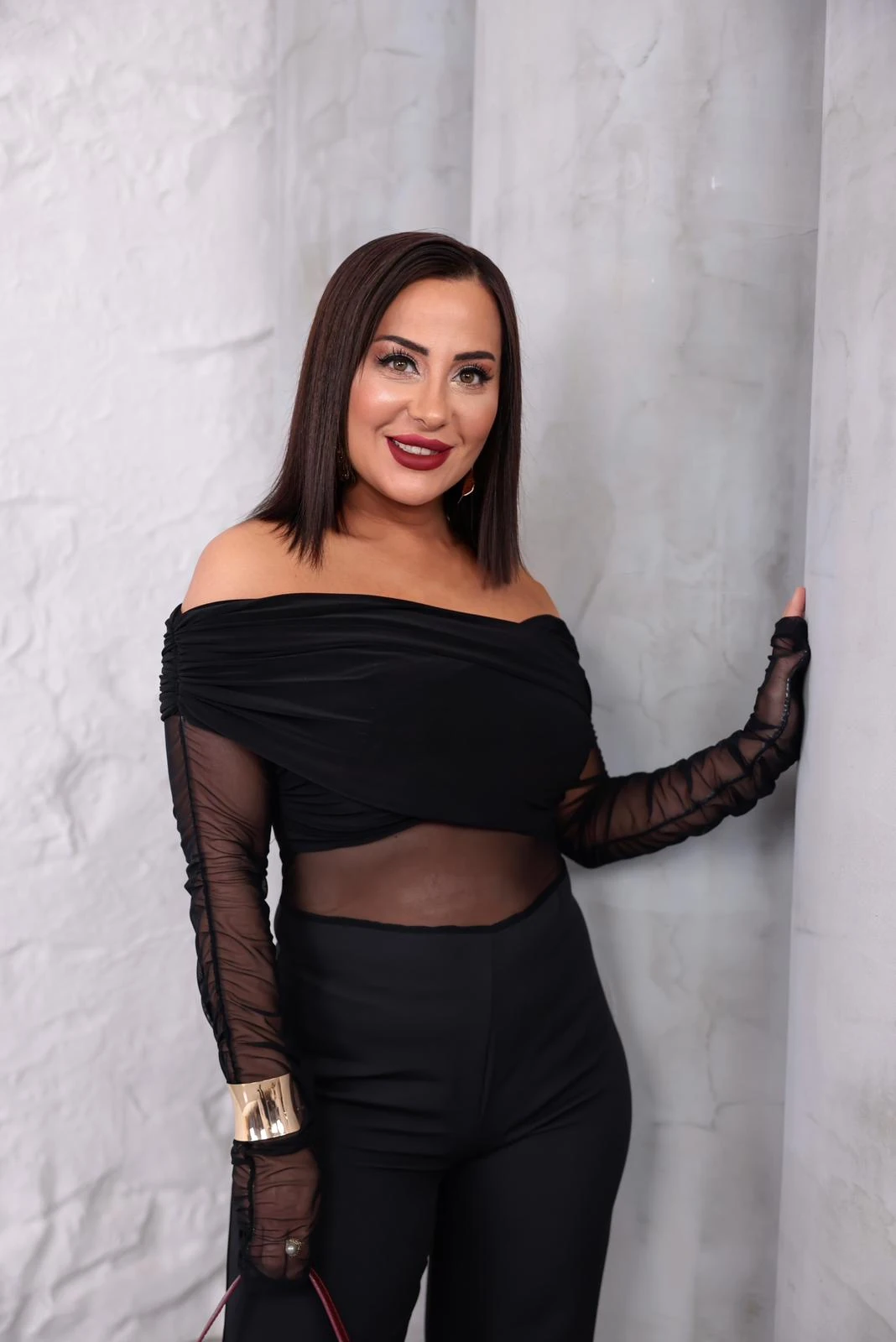 Madonna Yaka Transparan Tül Detaylı Tulum – Siyah