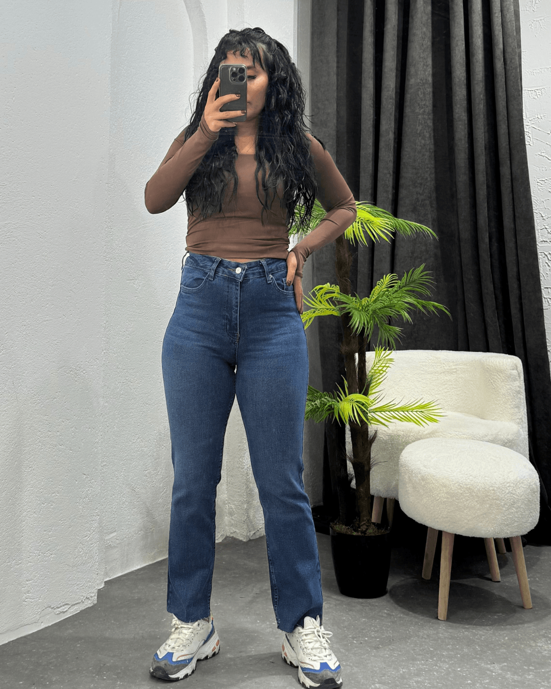 Zra Model MomJean