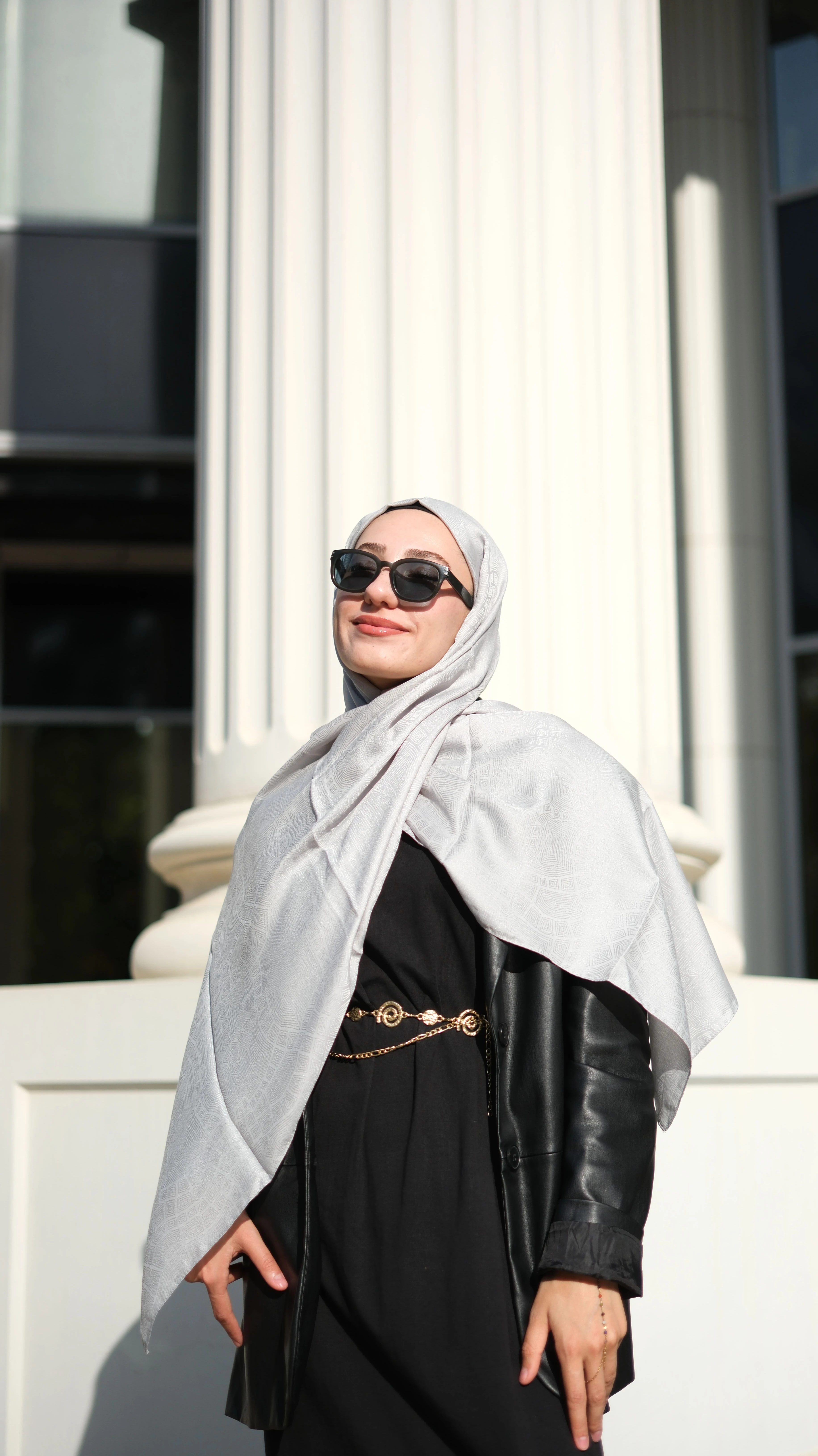 Mozaik Desenli Gri Şal