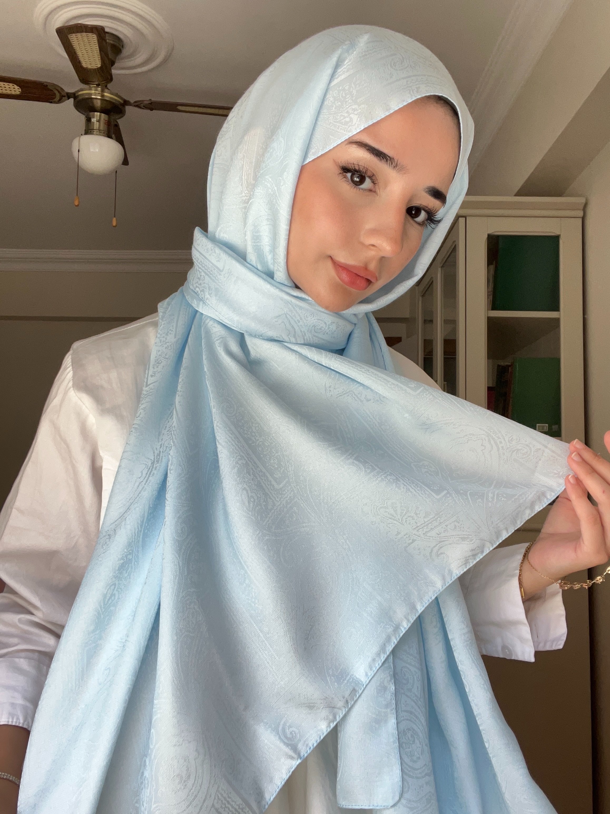 Barok Açık Mavi Monogram Şal