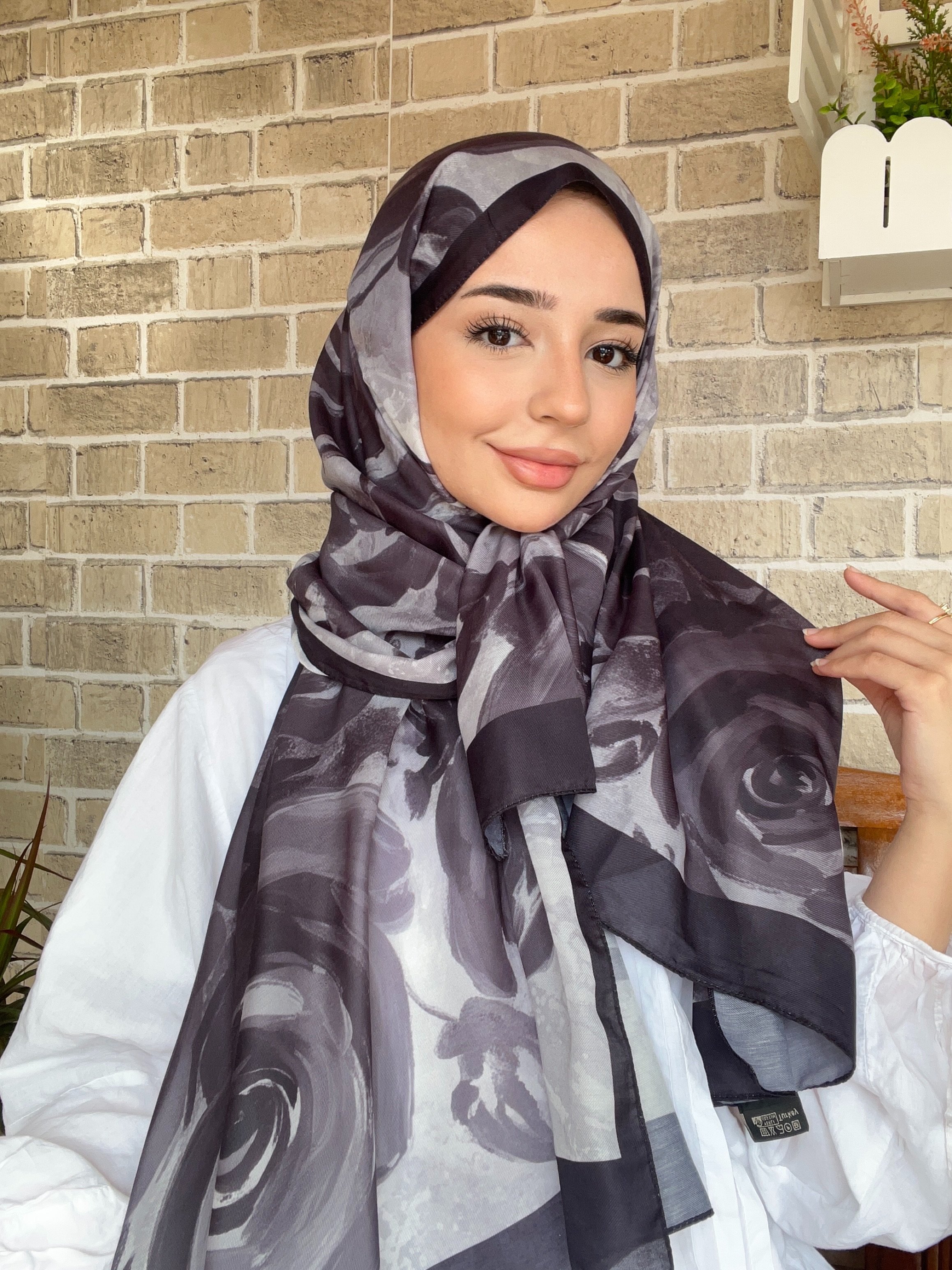 Gülzar Siyah Şal