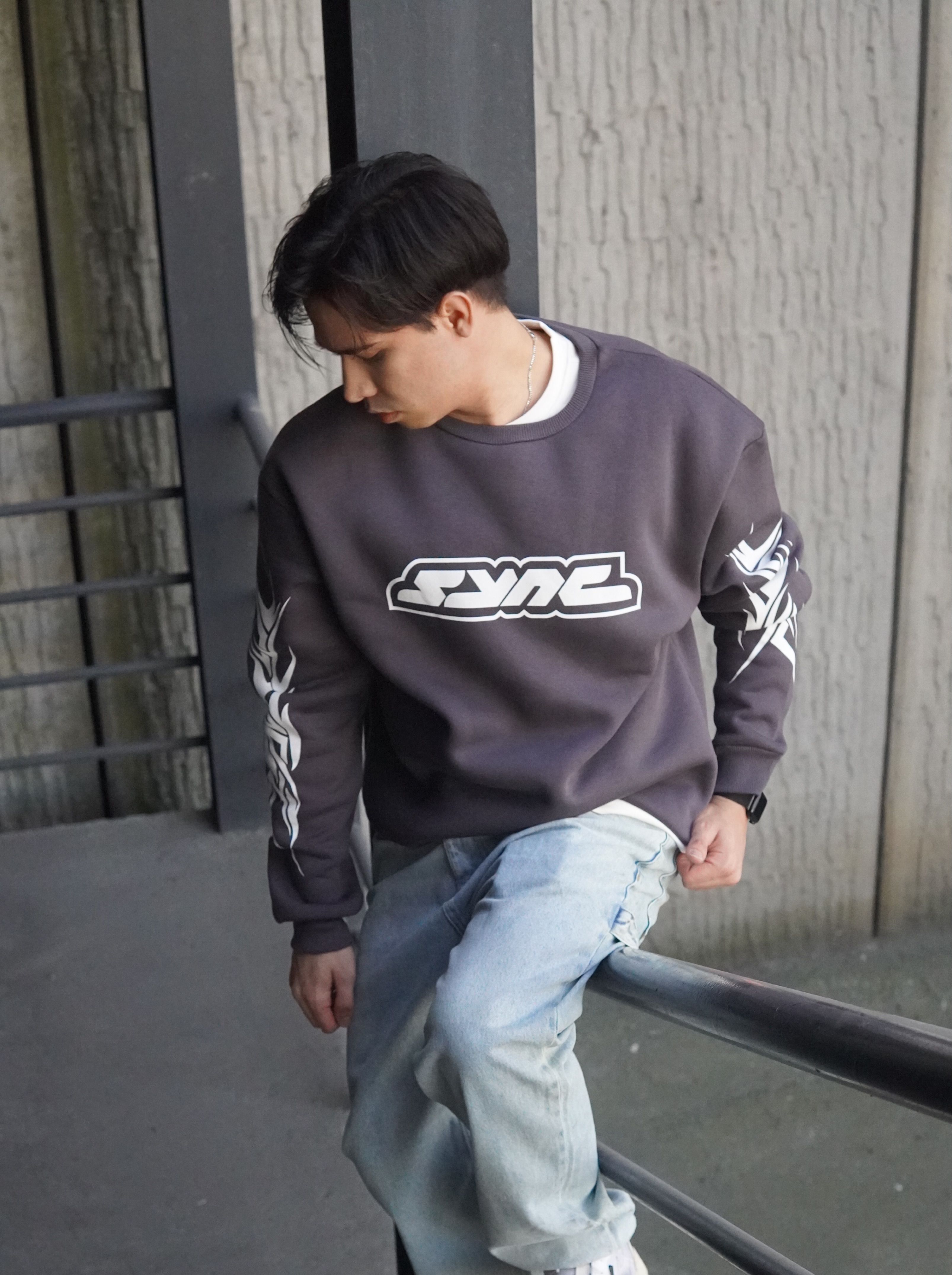 SYNC Baskılı Oversize Sweatshirt