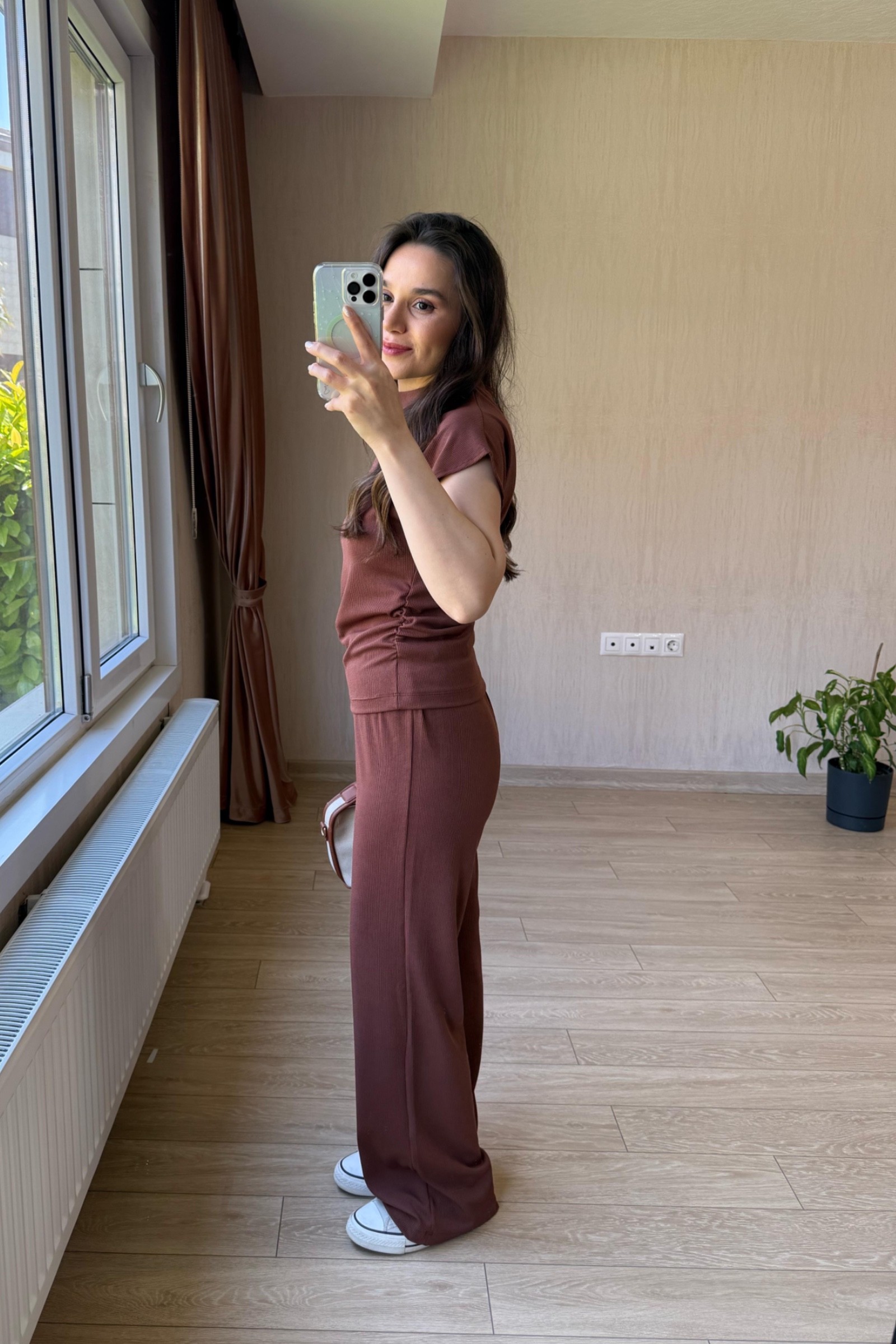 Nadia Yanları Drapeli Kaşkorse Kumaş Takım - Kahverengi