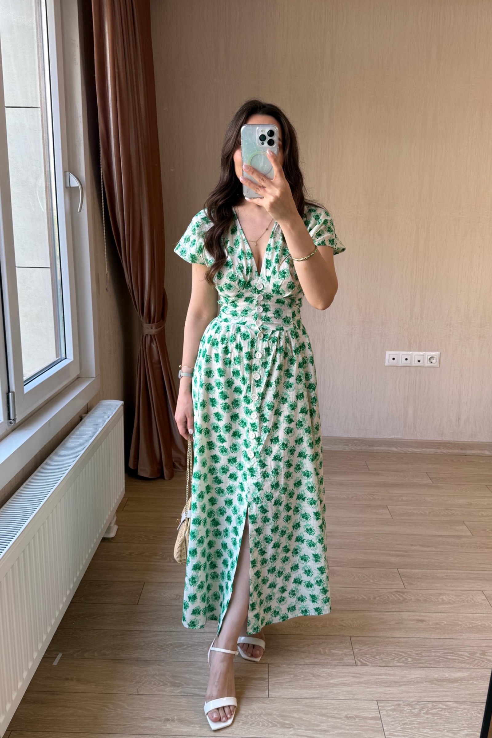 Sofia Açılabilir Düğmeli Çiçek Desenli Keten Kumaş Elbise