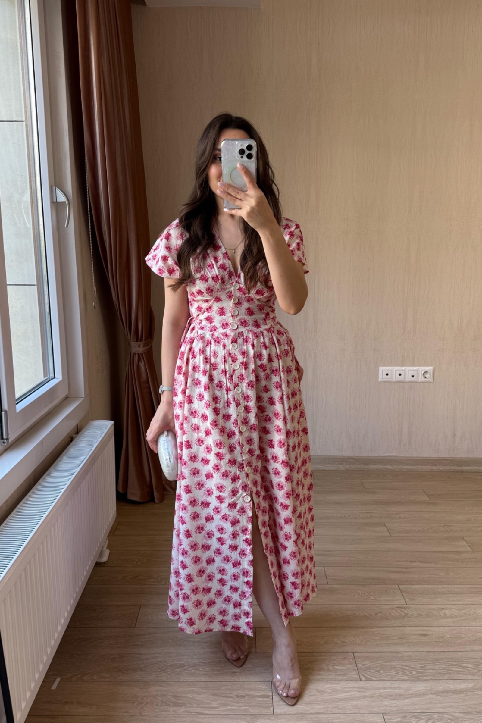 Sofia Açılabilir Düğmeli Çiçek Desenli Keten Kumaş Elbise