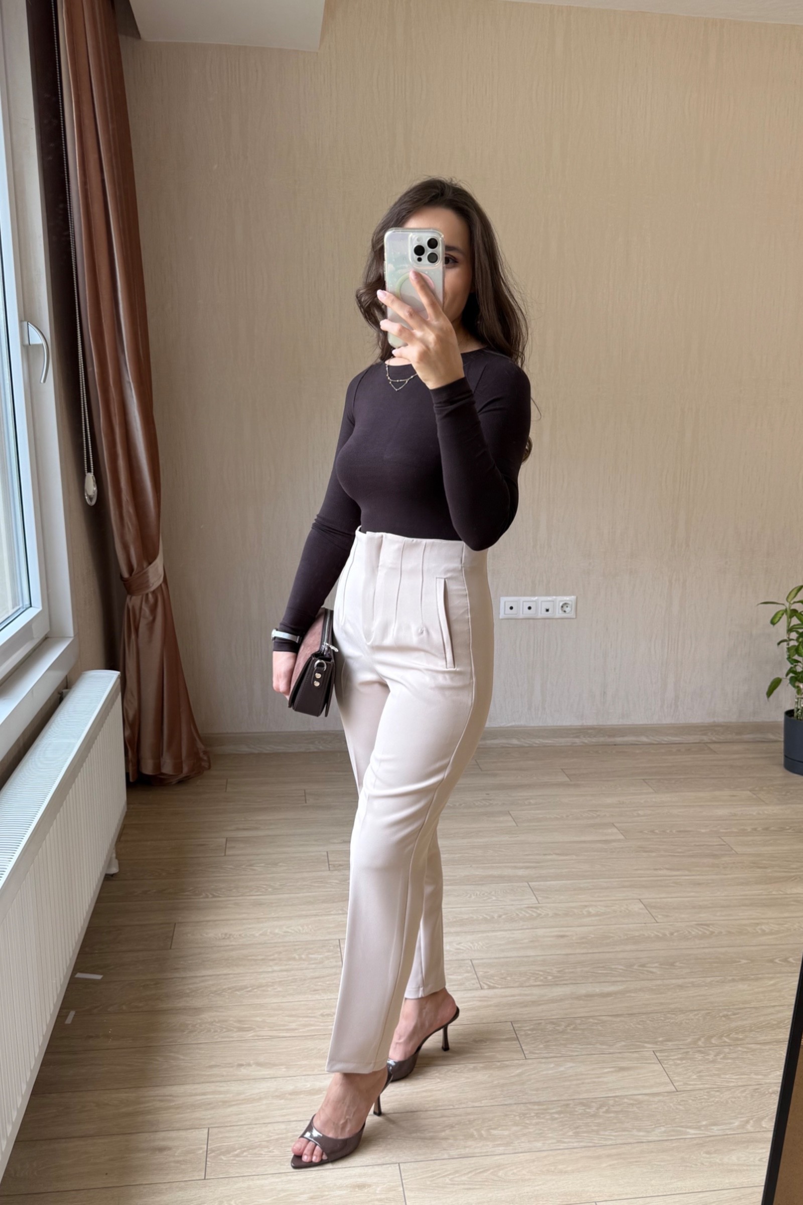 Chole ZR Model Önden Pensli Kumaş Pantolon