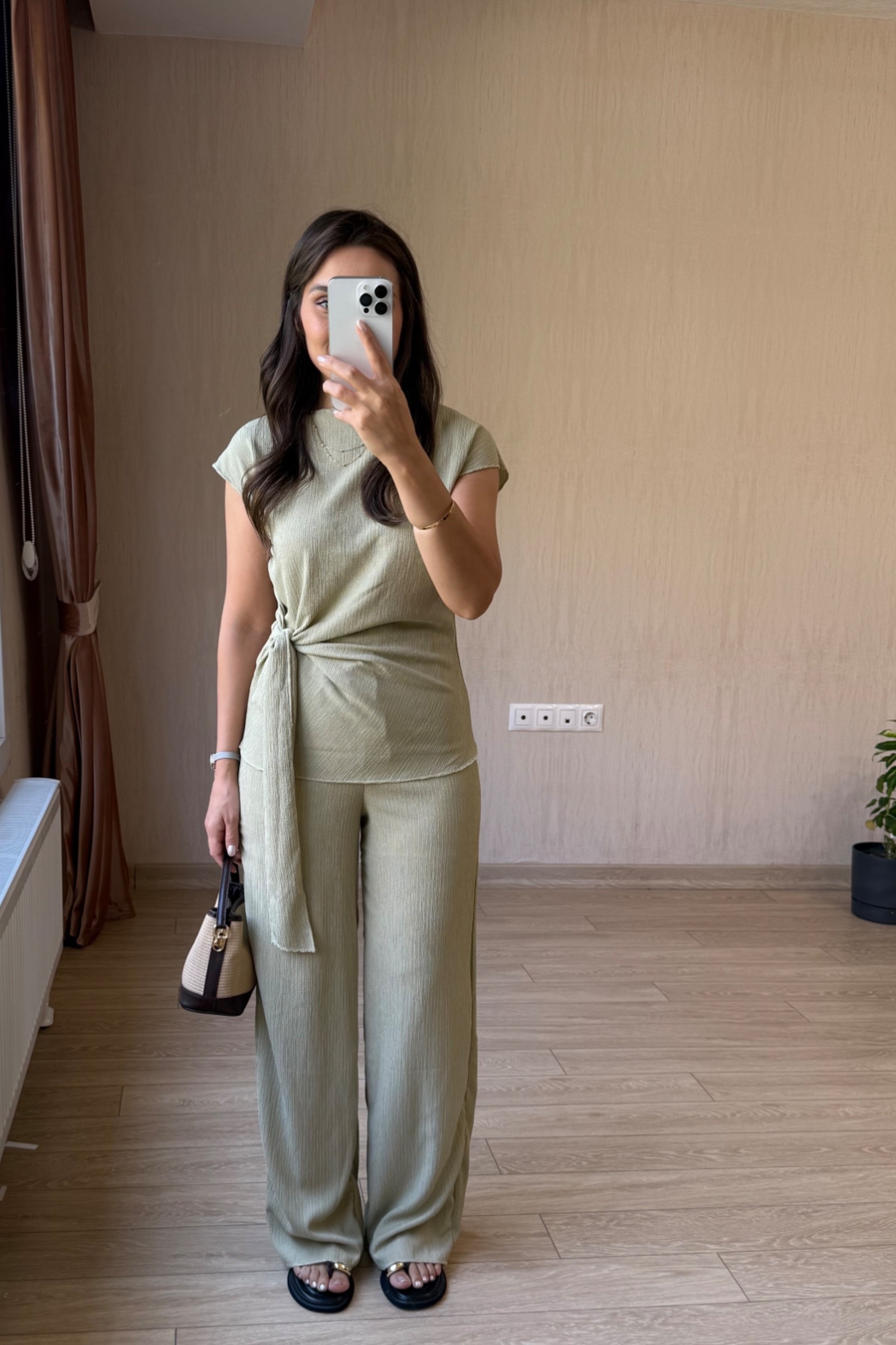 Mint Yeşili