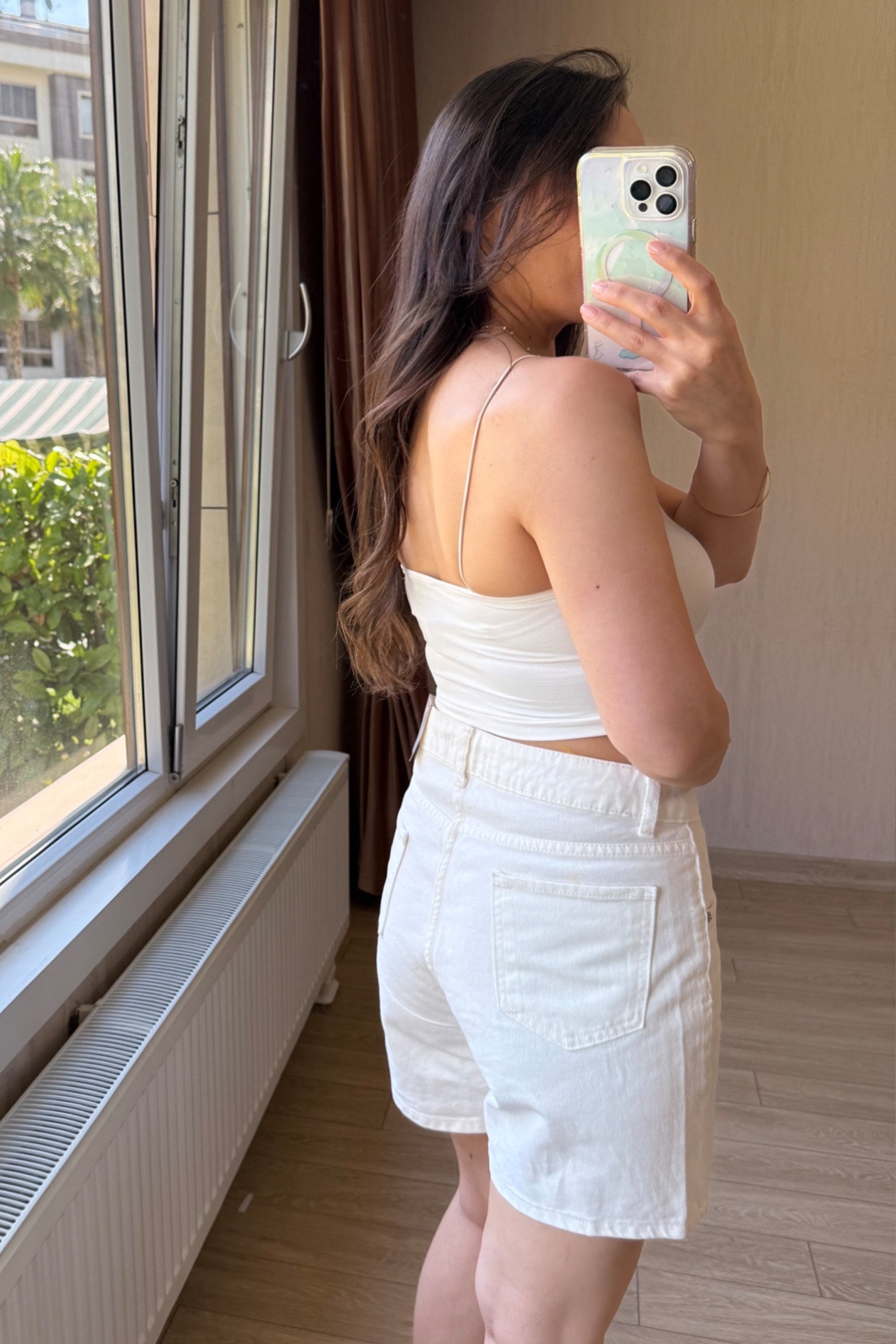 Sandy kumaş Lastik Askılı Crop - Krem