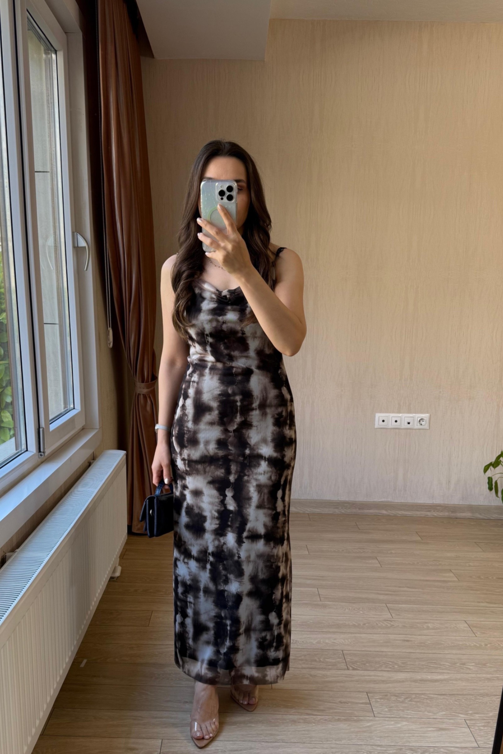  Valeria Degaje Yaka Tül Elbise