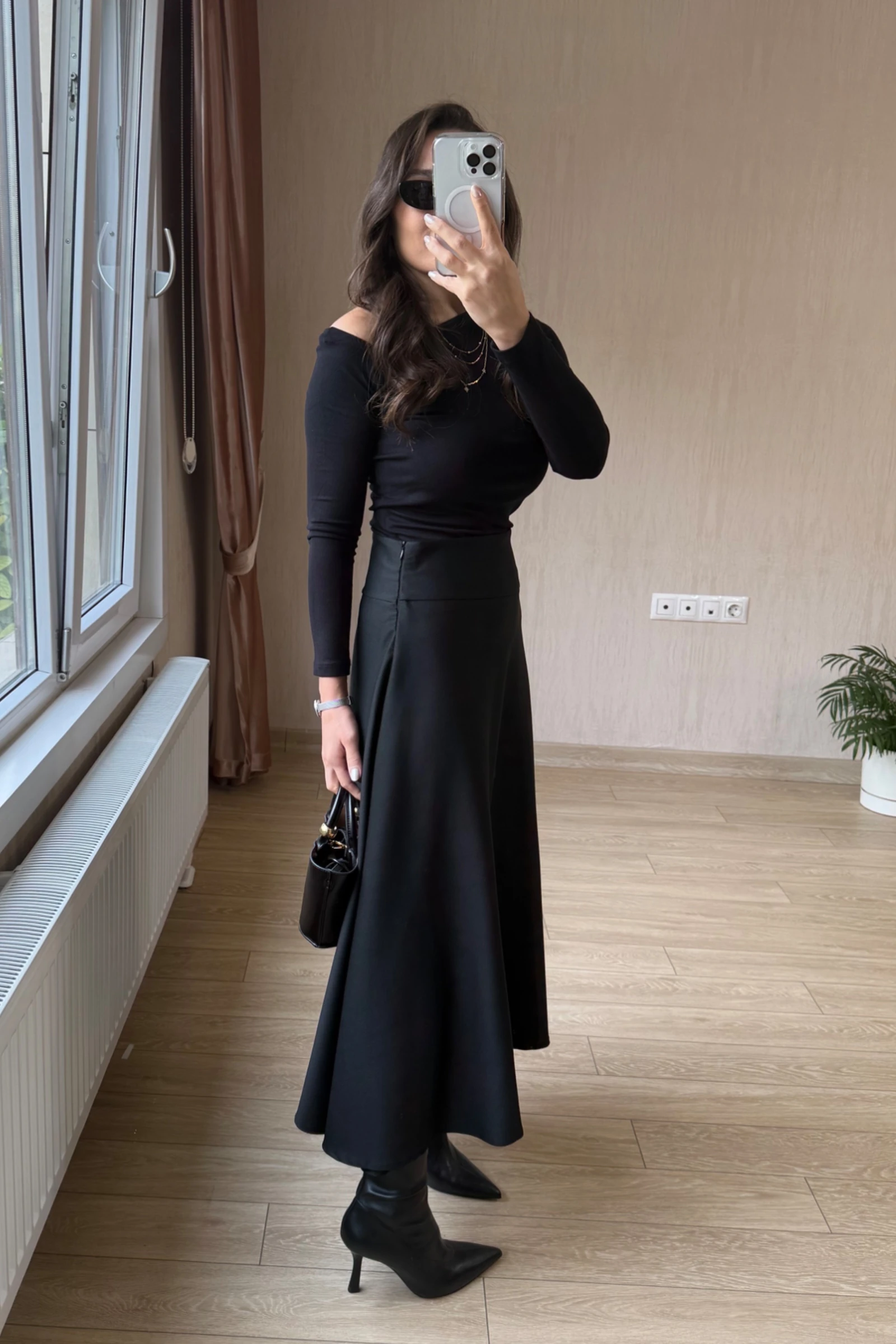 Vivora Diagonel Kumaş Korsaj Kemerli Yandan Gizli Fermuarli Çan Etek