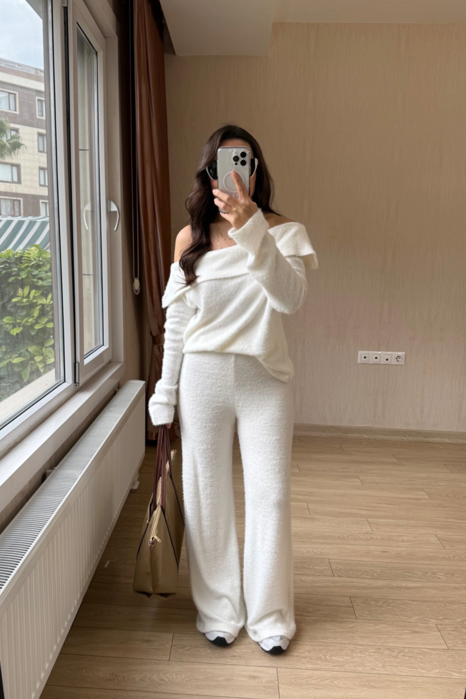 Perla Madonna Yaka Yumoş Takım