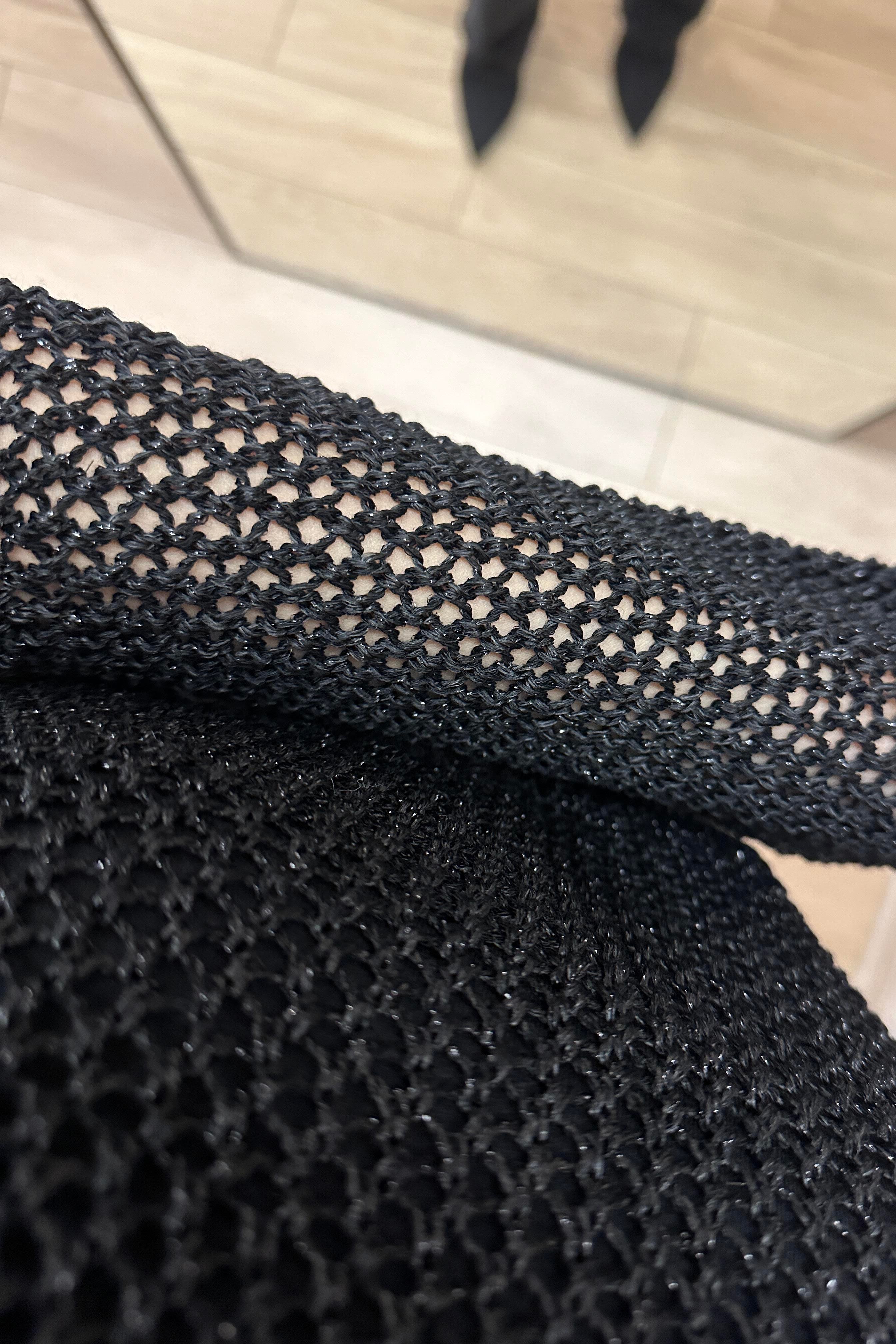 Simli Ajur Desen Bisiklet Yaka Crop Kazak Siyah