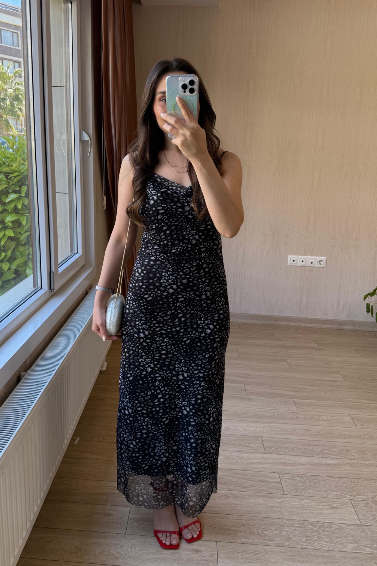  Valeria Degaje Yaka Tül Elbise - Çita Desen