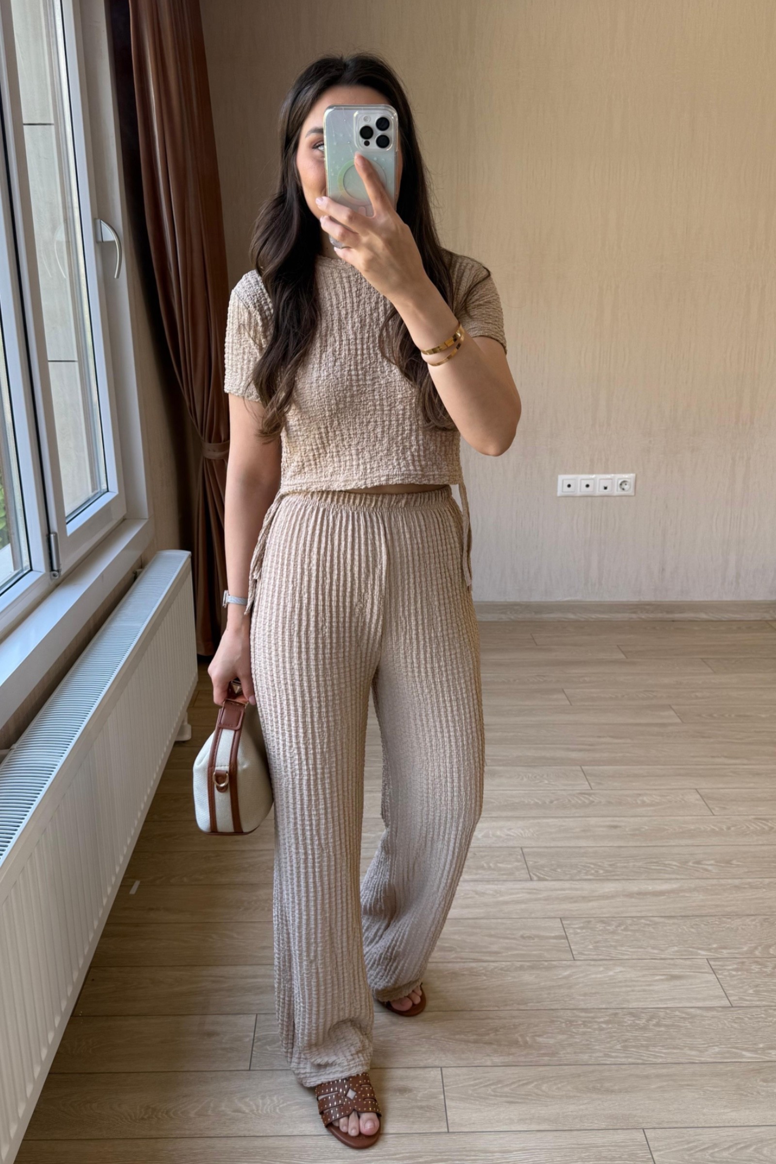 Bej