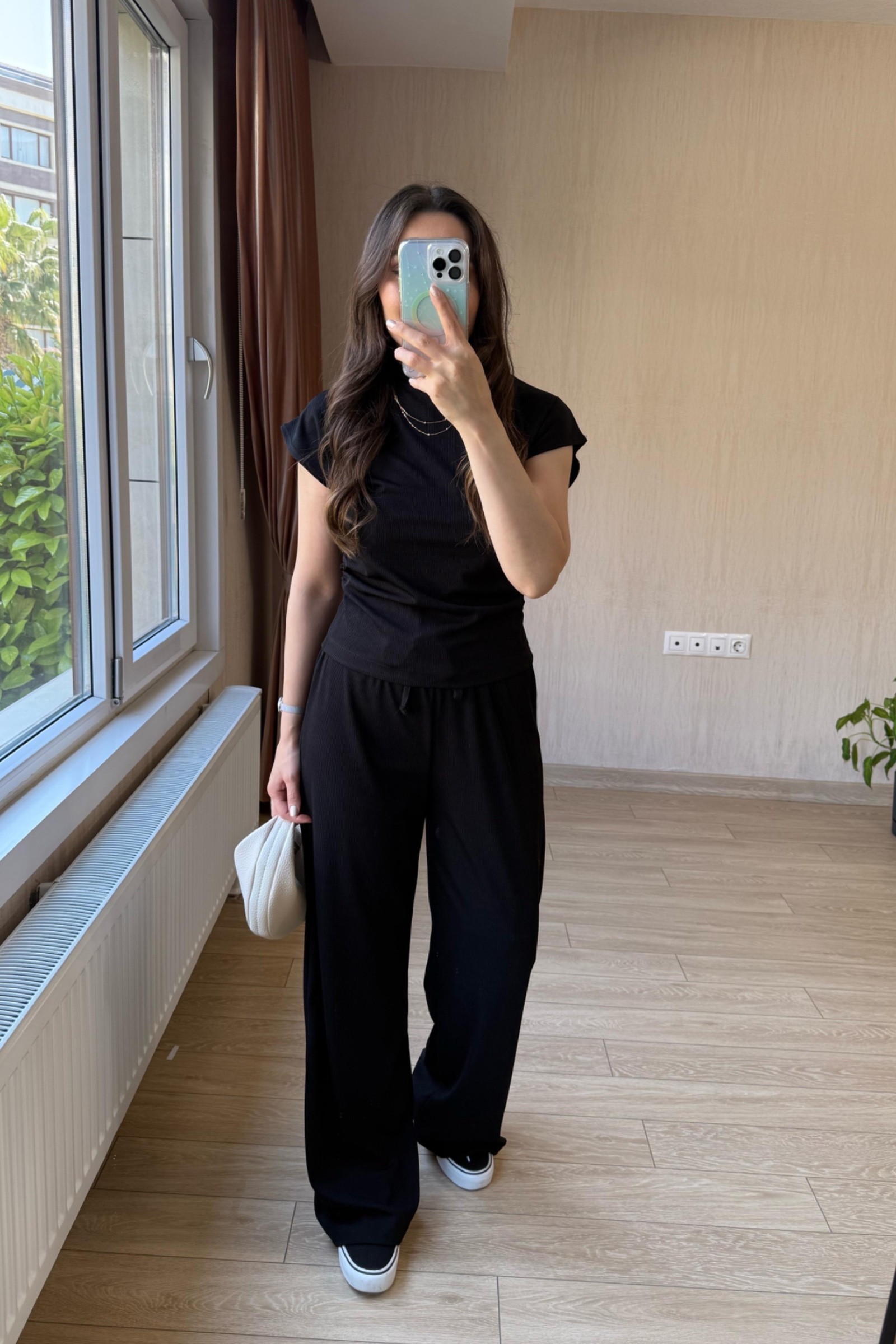 Nadia Yanları Drapeli Kaşkorse Kumaş Takım - Siyah
