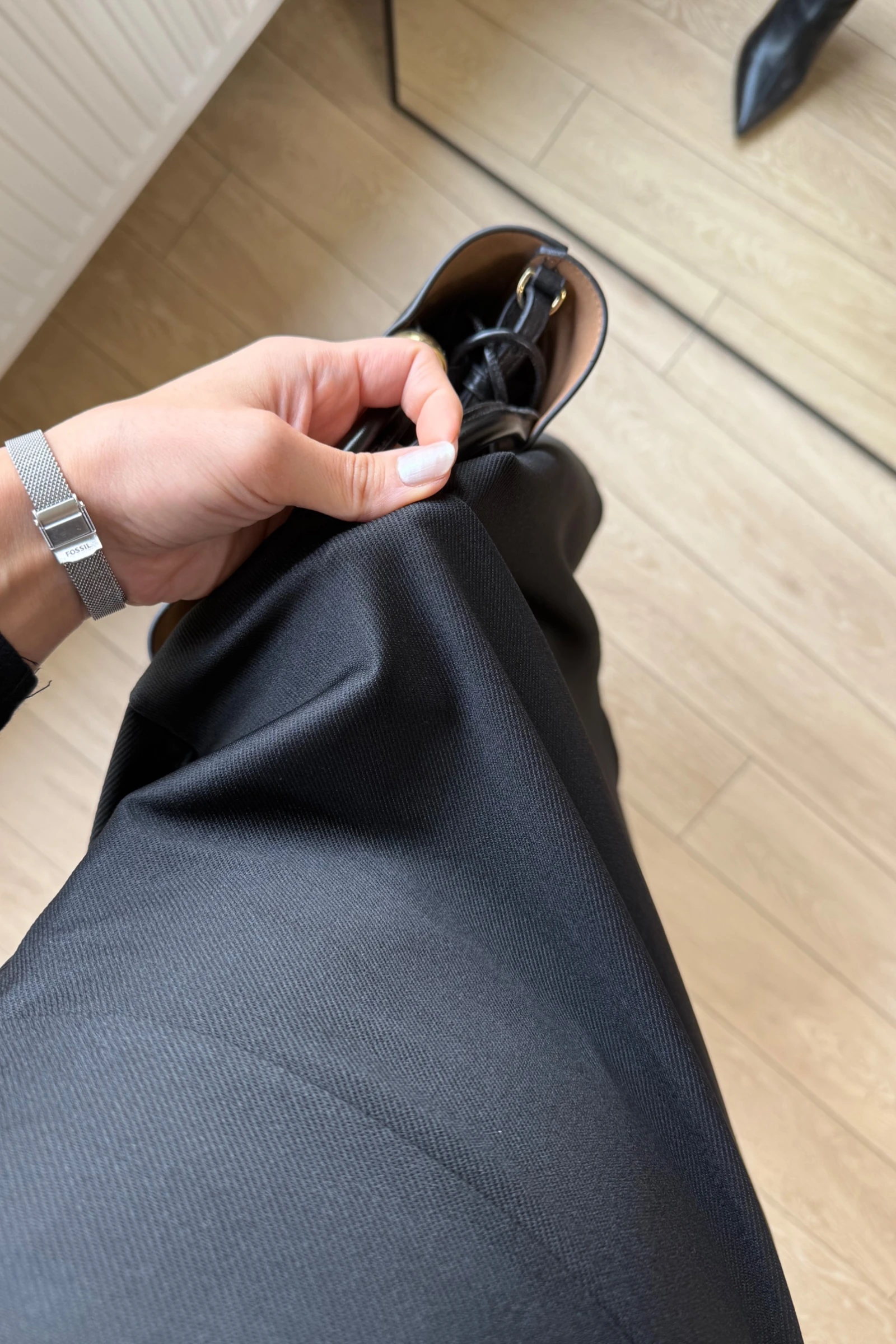 Vivora Diagonel Kumaş Korsaj Kemerli Yandan Gizli Fermuarli Çan Etek