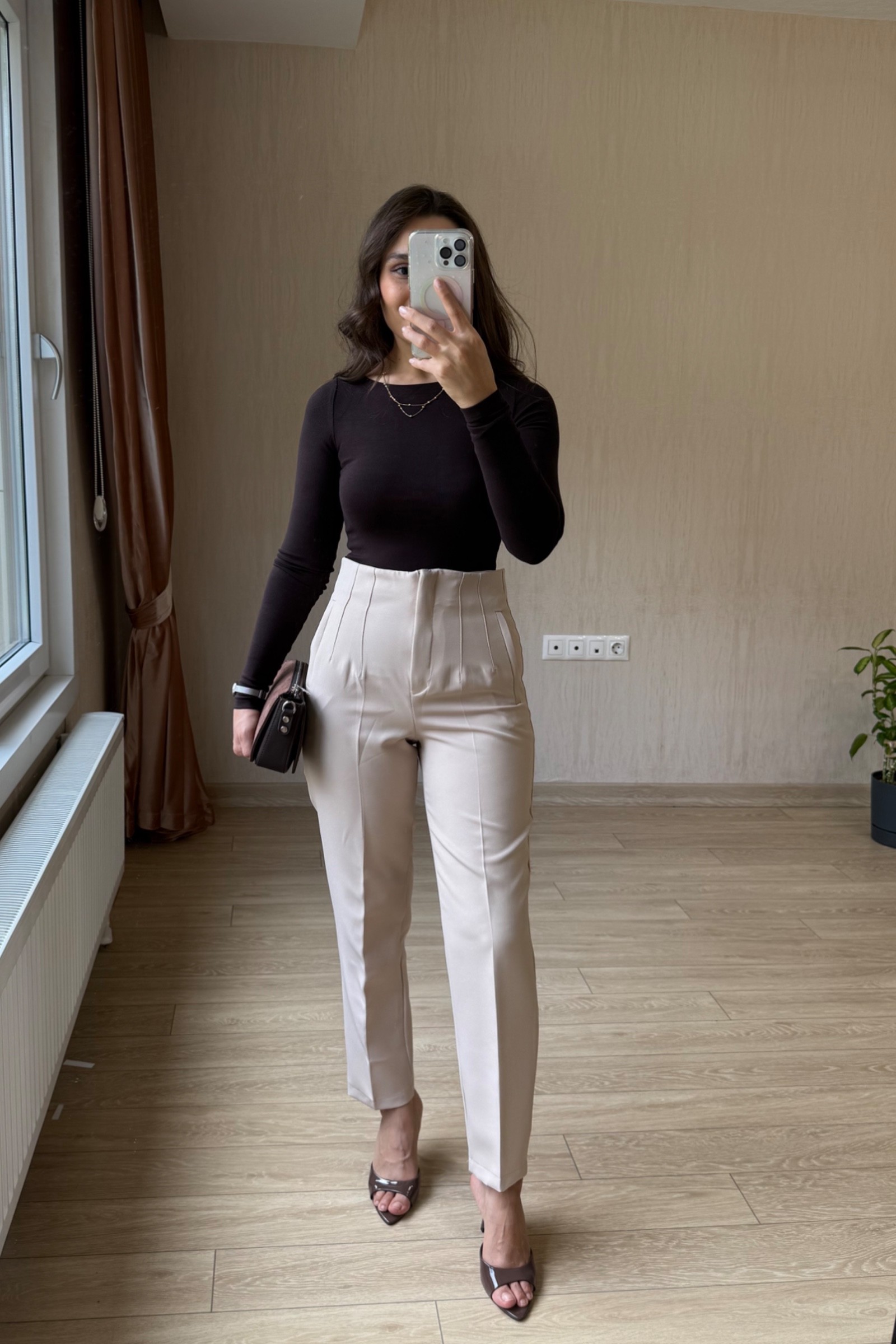 Chole ZR Model Önden Pensli Kumaş Pantolon