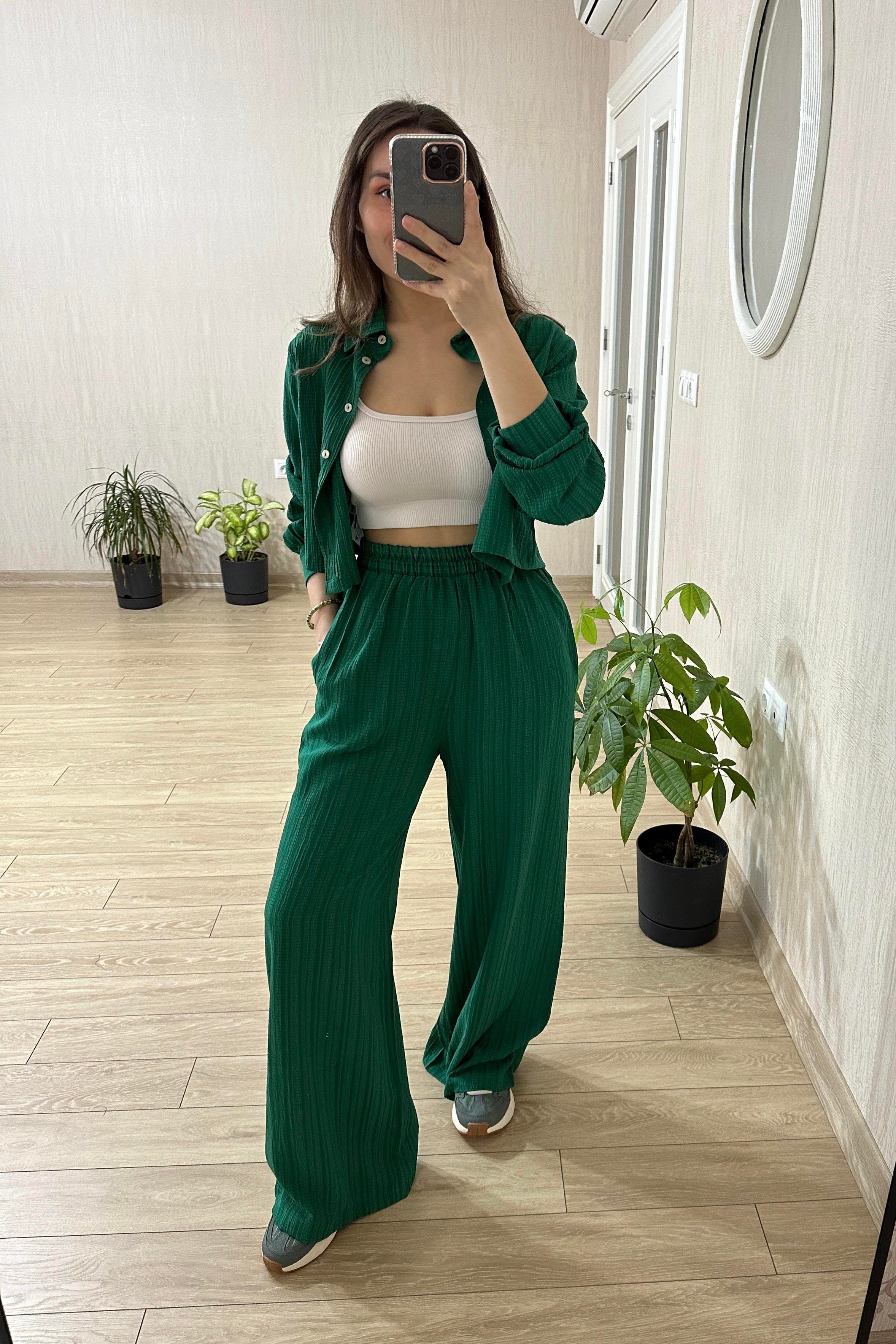 Lena Zümrüt Yeşili Kısa Gömlekli Gofre Takım