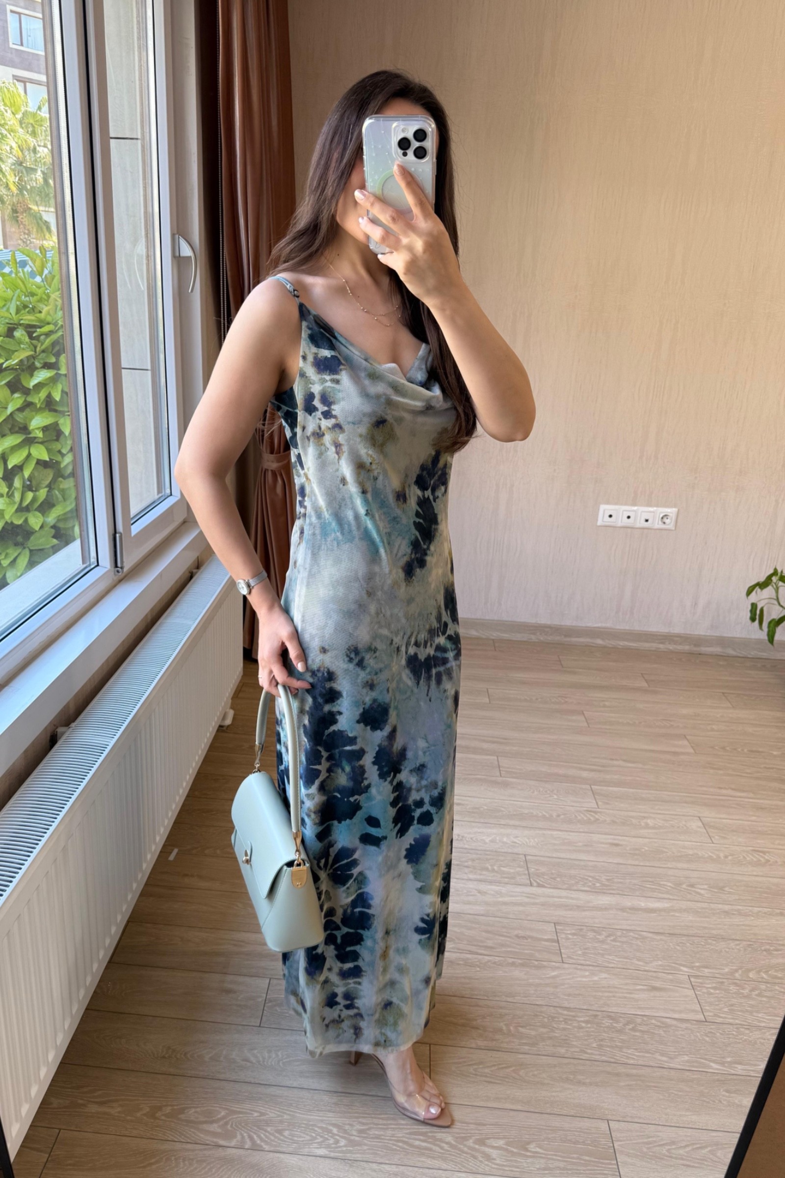  Valeria Degaje Yaka Tül Elbise - Batik Desen - Mavi