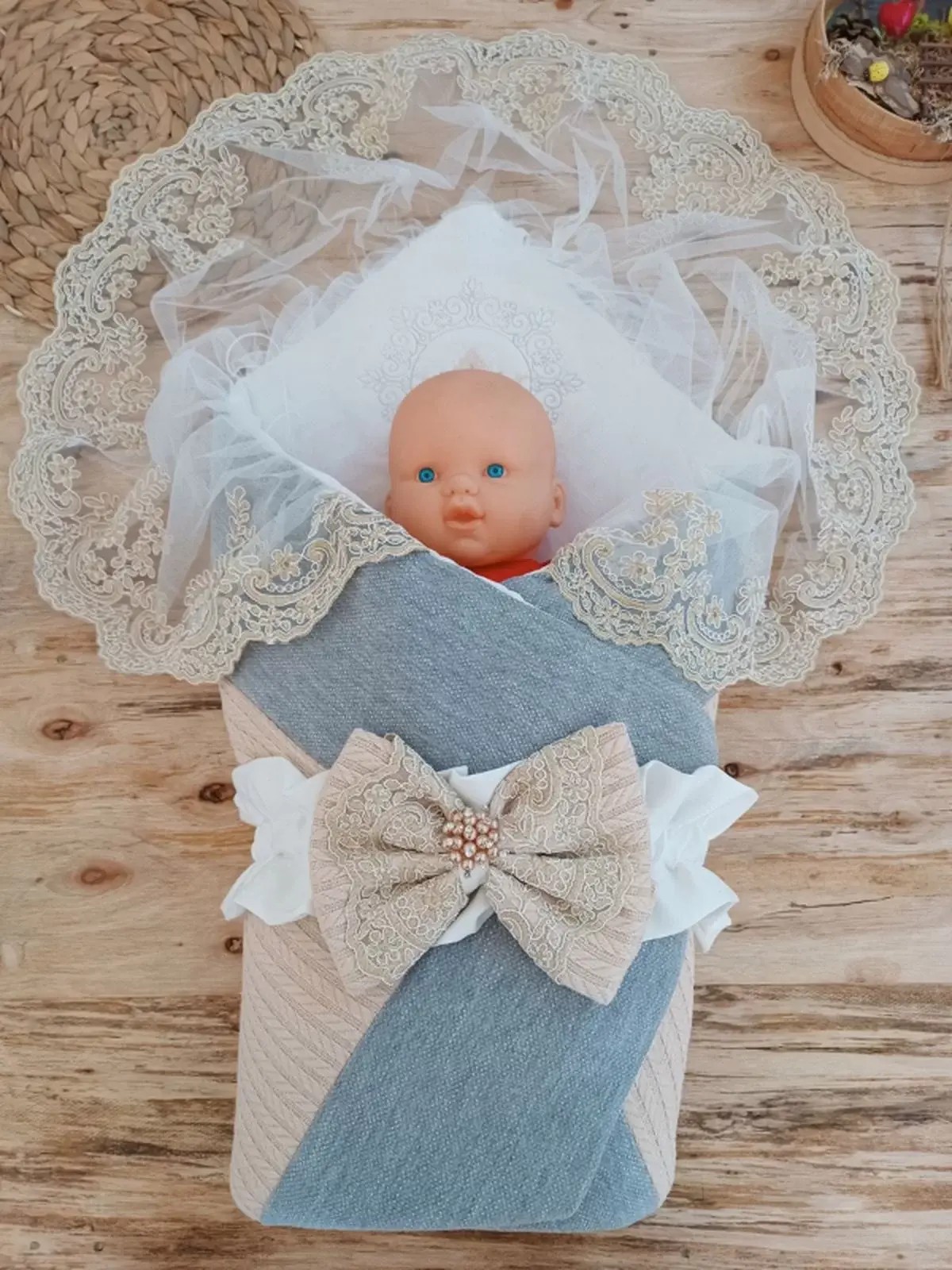 Yenidoğan Teri Cotton Taç Nakışlı Prizma Taş Kundak Bebek Battaniyesi