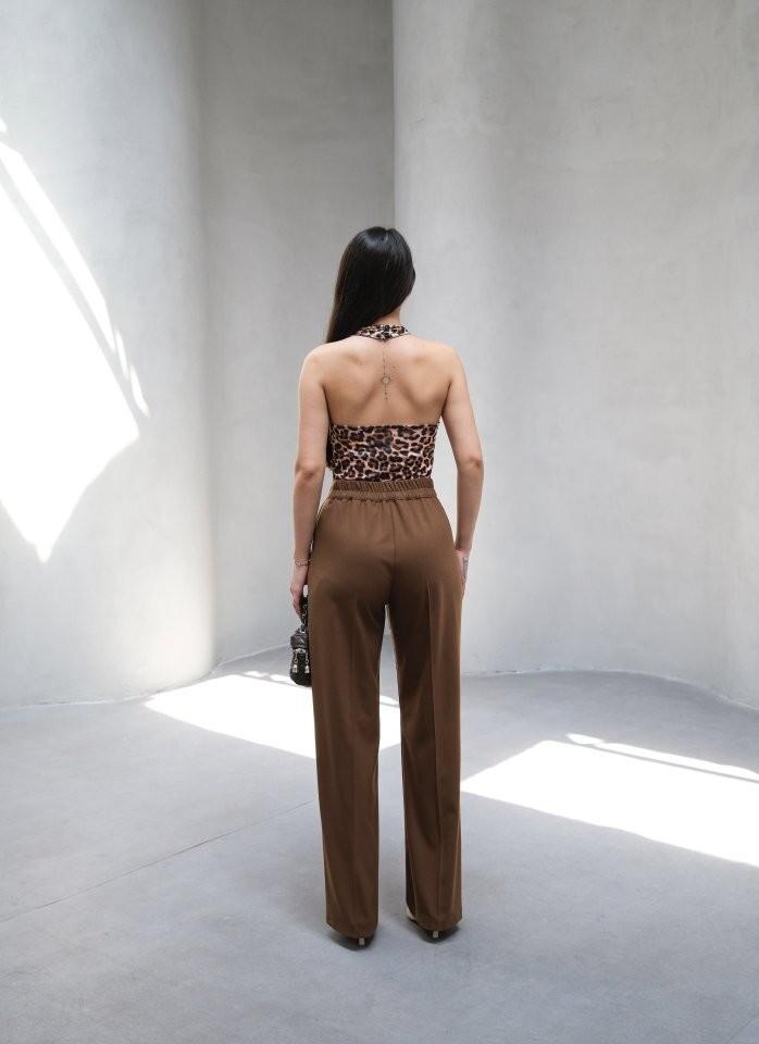 Arkasi Lasti̇kli̇ Pi̇leli̇ Dökümlü Wide Leg Pantolon